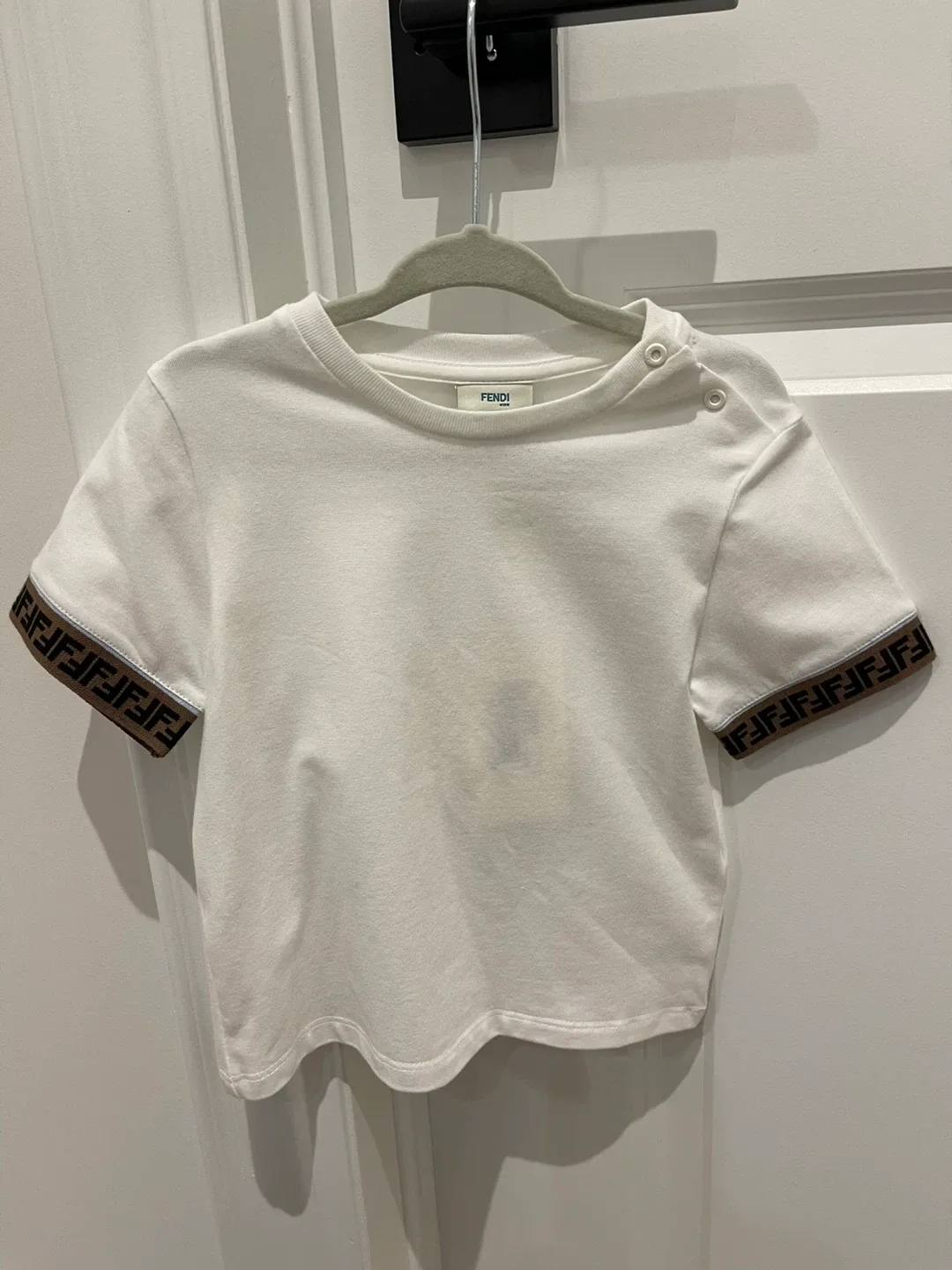 New Fendi Kids White T-Shirt, Size 18 Months