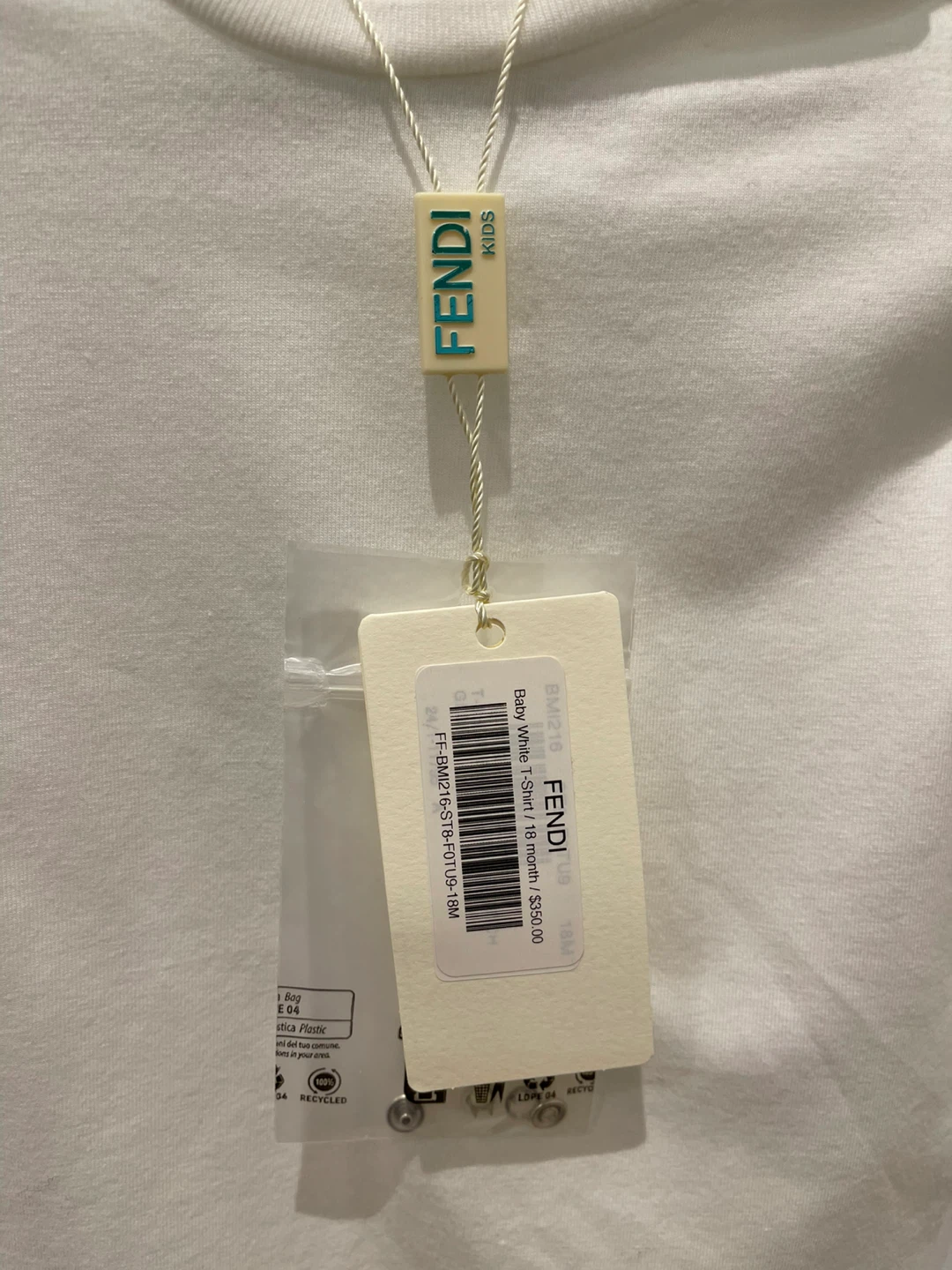 New Fendi Kids White T-Shirt, Size 18 Months - photo 4