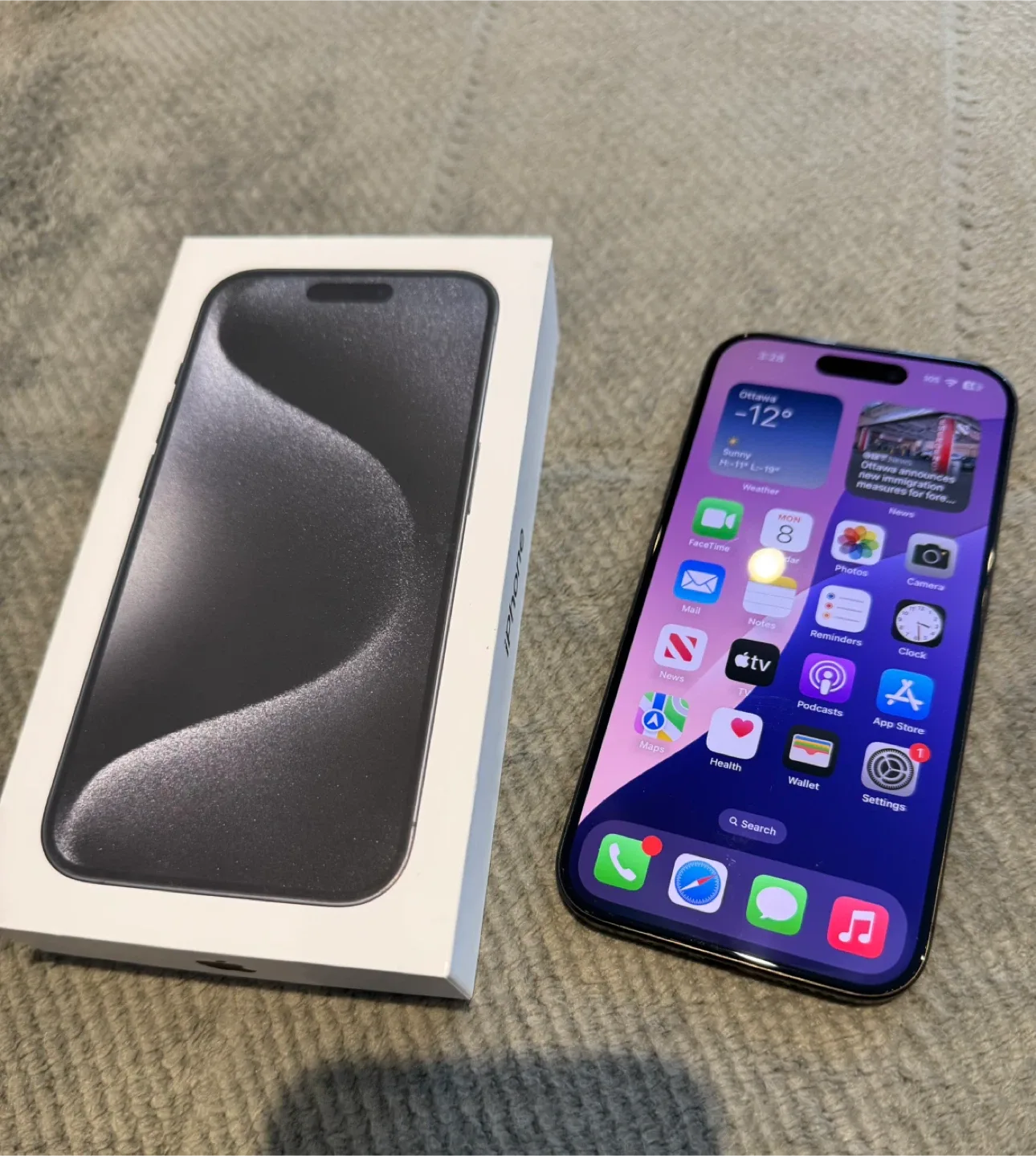 iPhone 15 Pro 128GB Black - 83% Battery