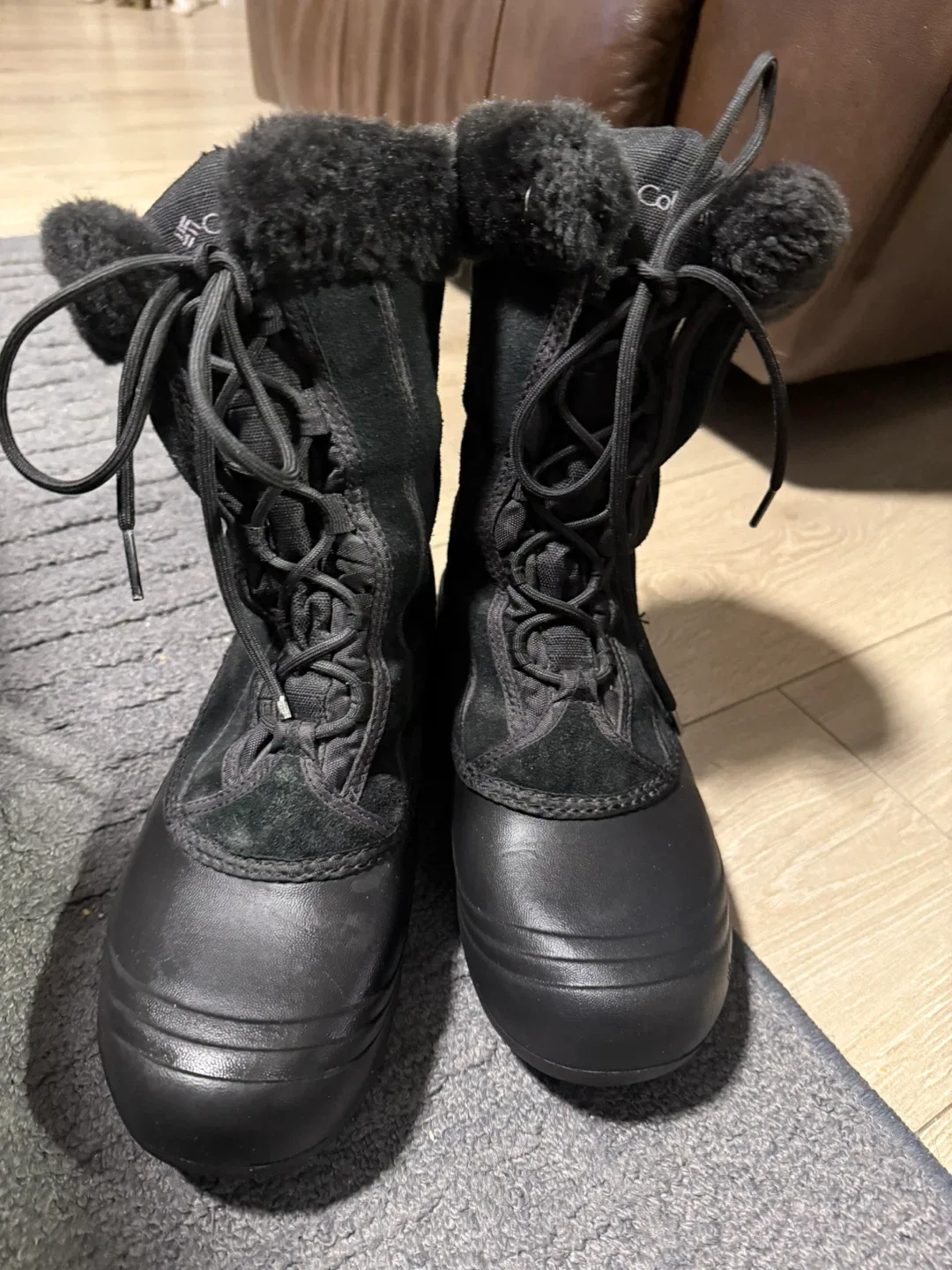 Women’s Columbia Size 9 Winter Boots - Pick Up in Alpine Park SW