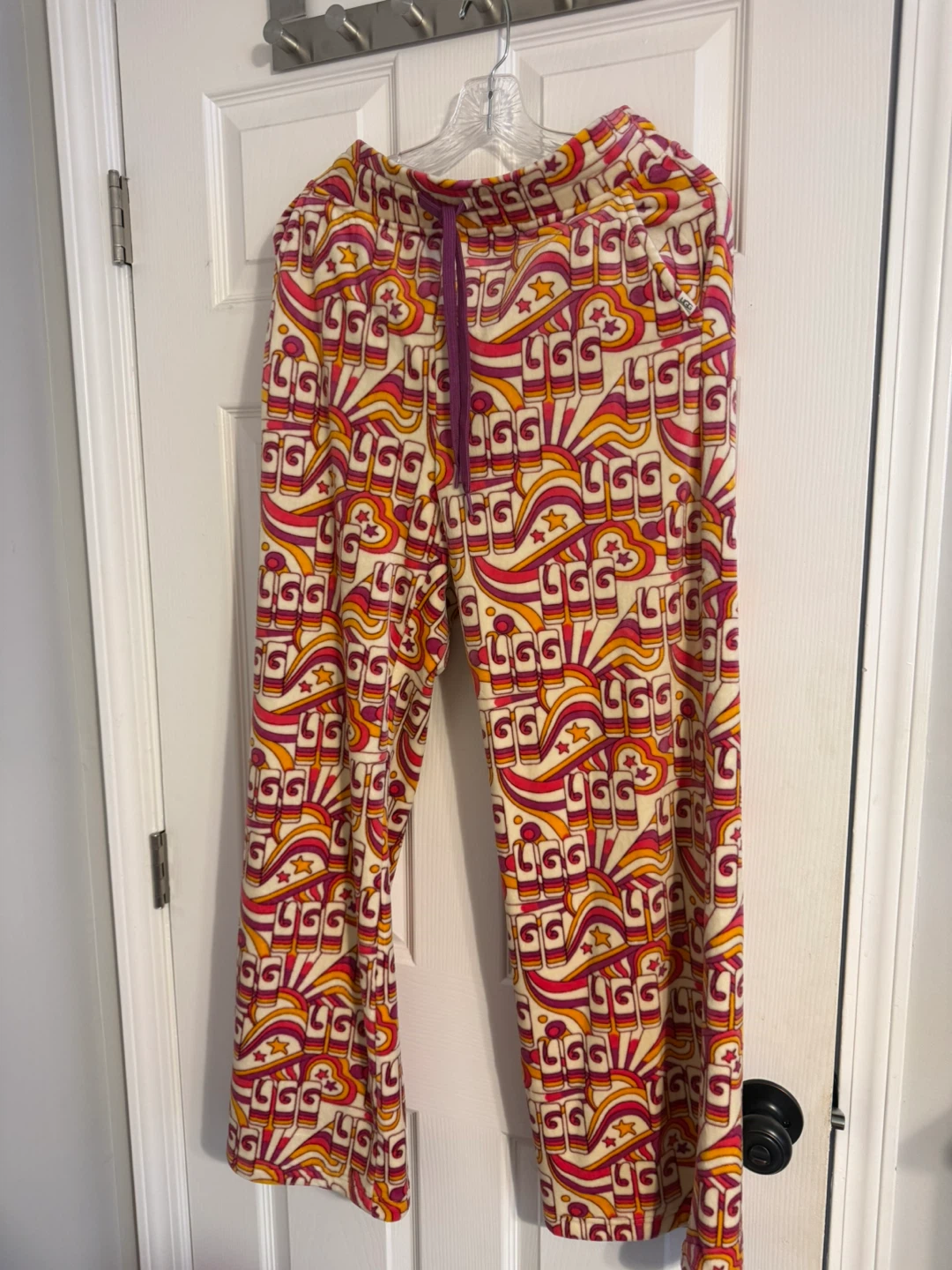UGG Lounge Pants, Size M - photo 4