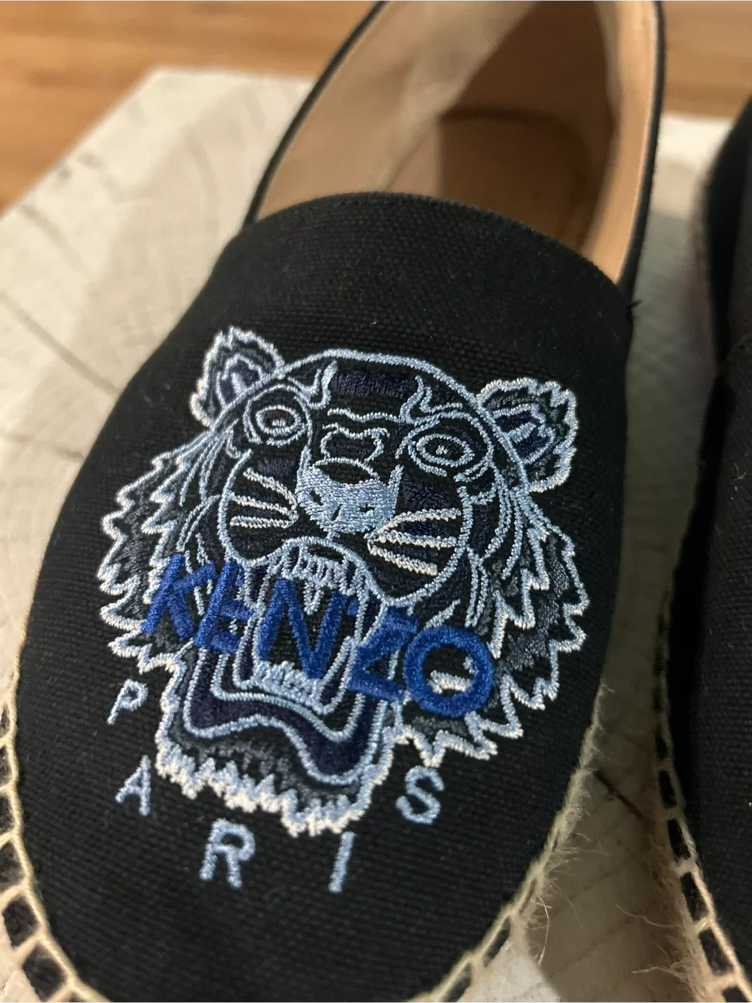 KENZO Black/Dark Blue Classic Tiger EspadrillesSize: 37 image indicator(3)