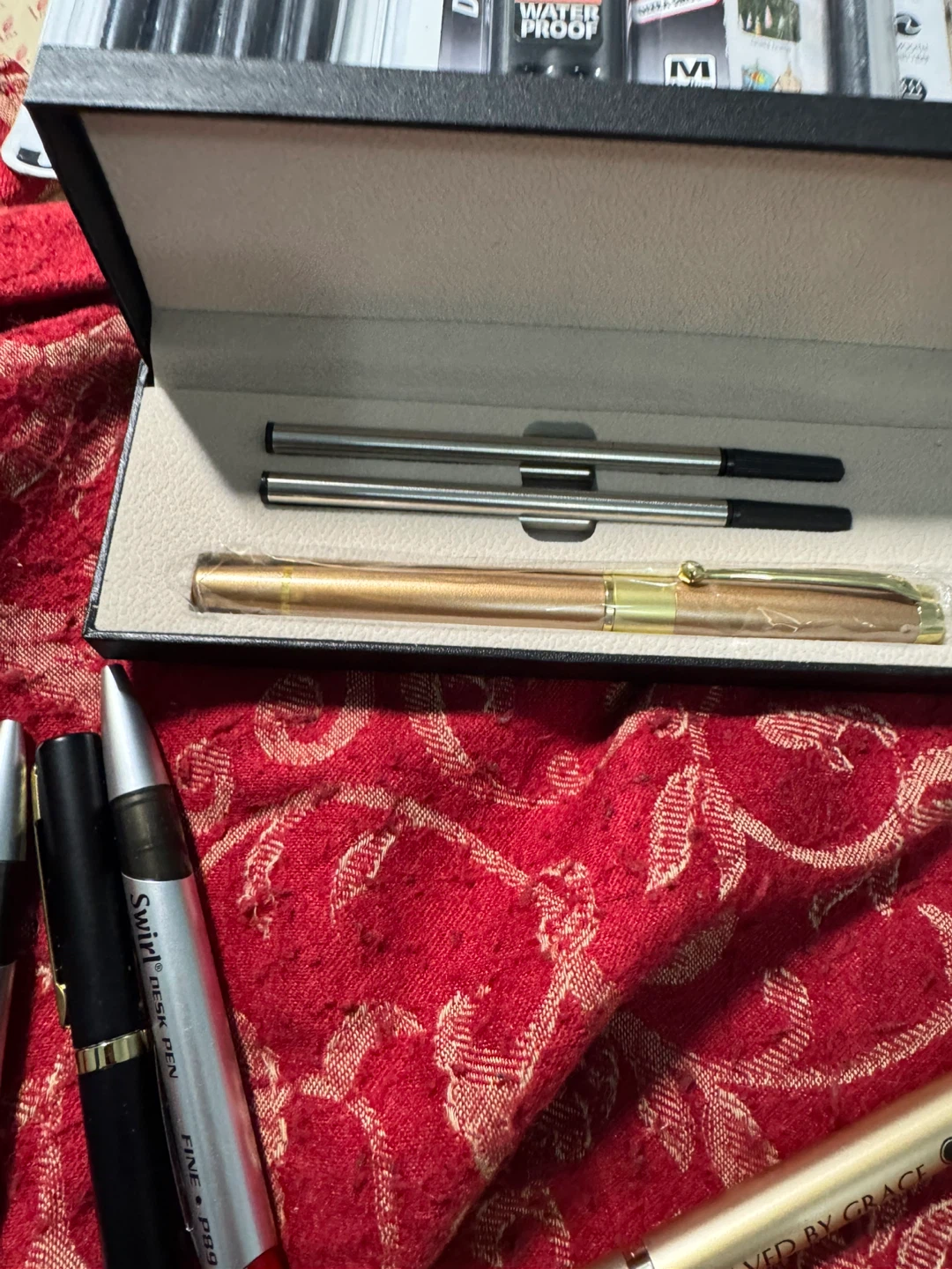 Variety of Pens: Uni-ball, Pentel, Acrylic Marker Pen - photo 5