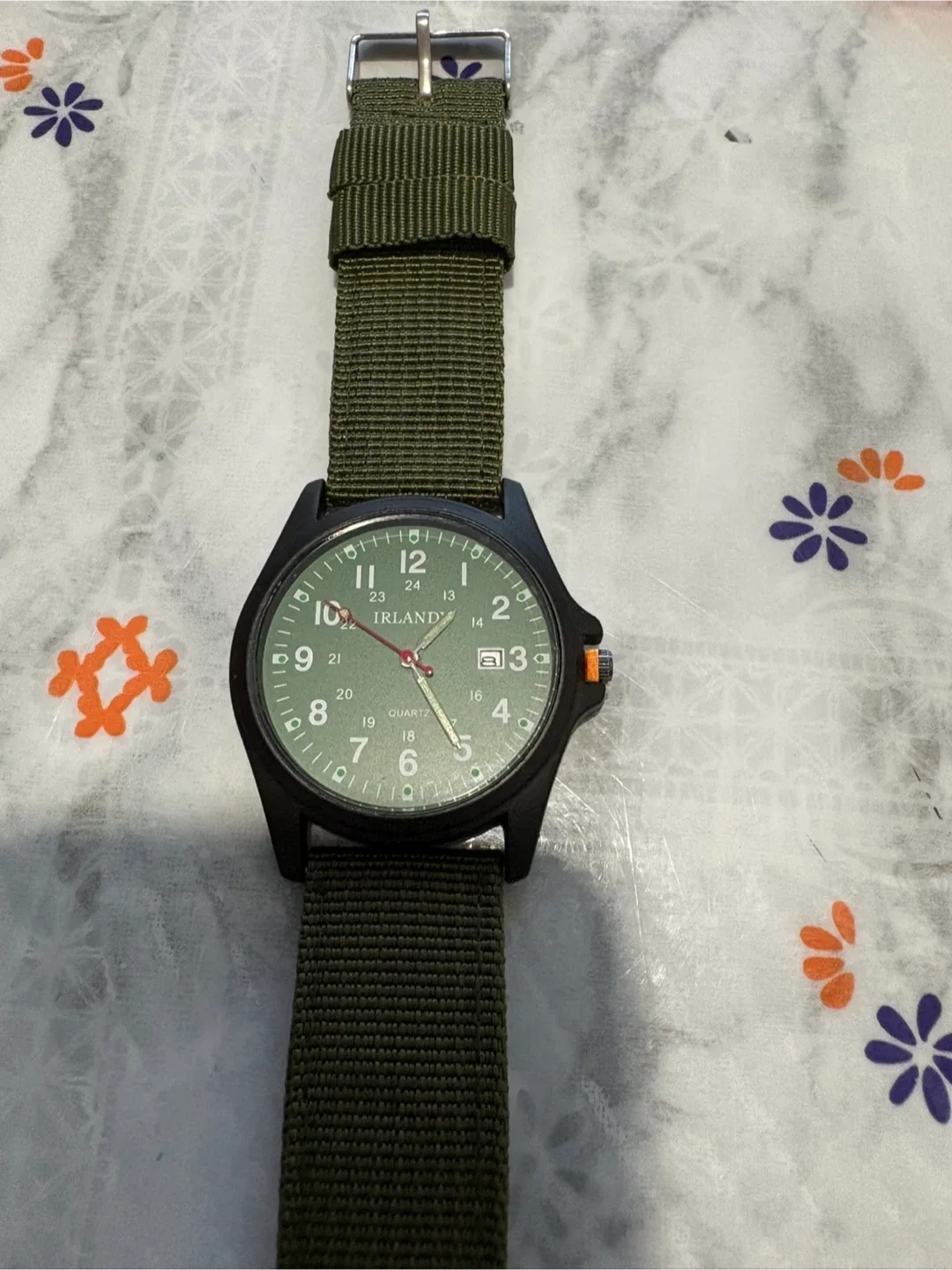 Military Green Quartz Watch – New – Small Size, No box image indicator(4)