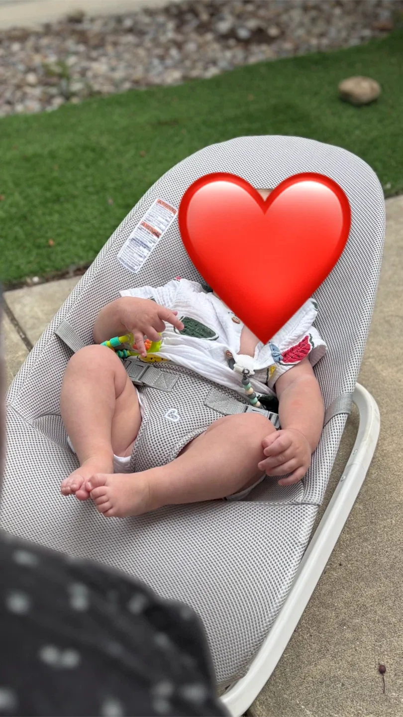 Munchkin Spring 2-in-1 Baby Bouncer