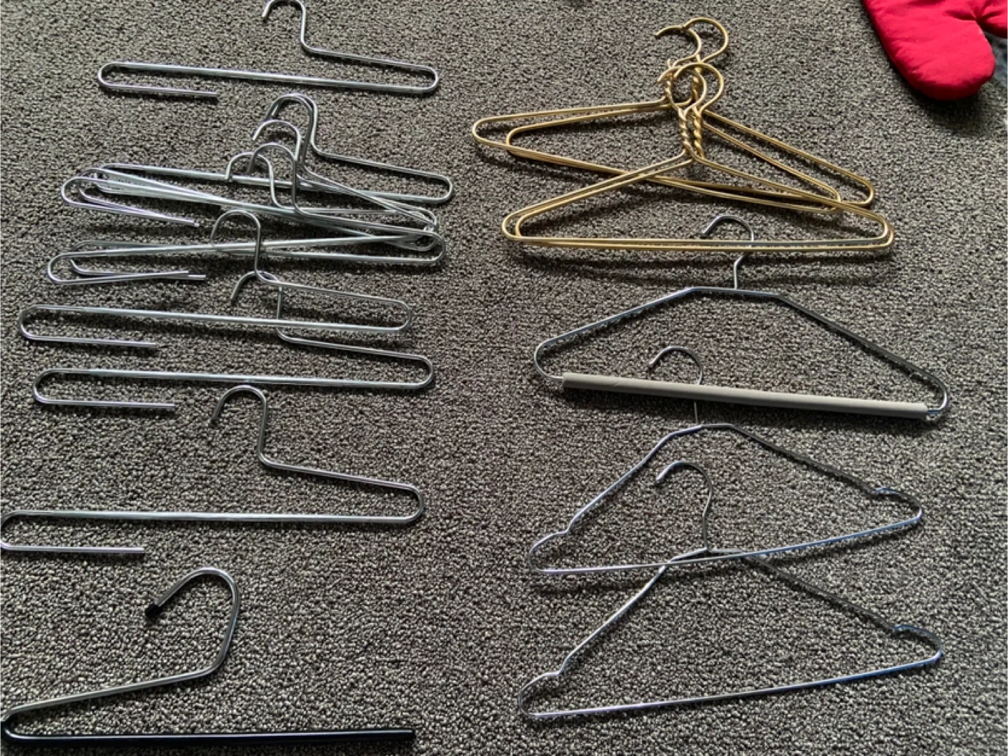 17 heavy duty metal hangers (please read description) - photo 4