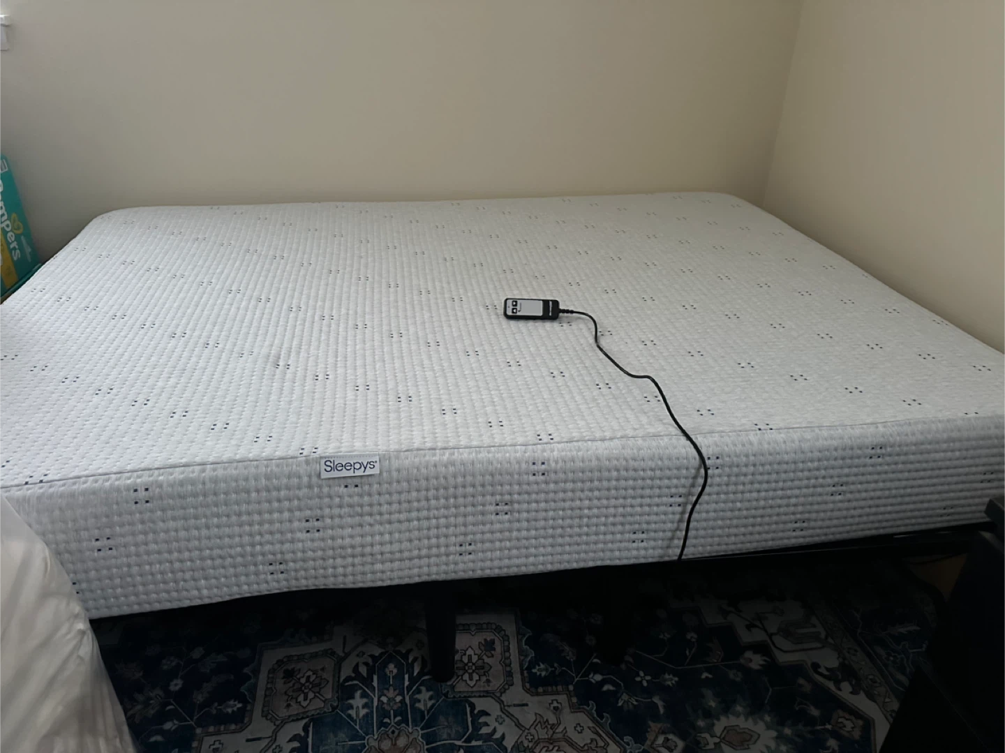 Full Mattress & Adjustable Frame