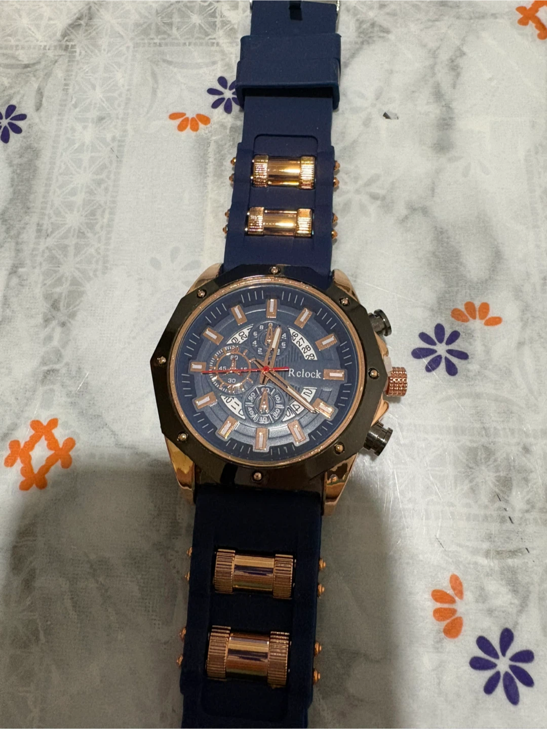 Men’s Watch – Blue/Gold Stylish Design – New, No box - photo 3