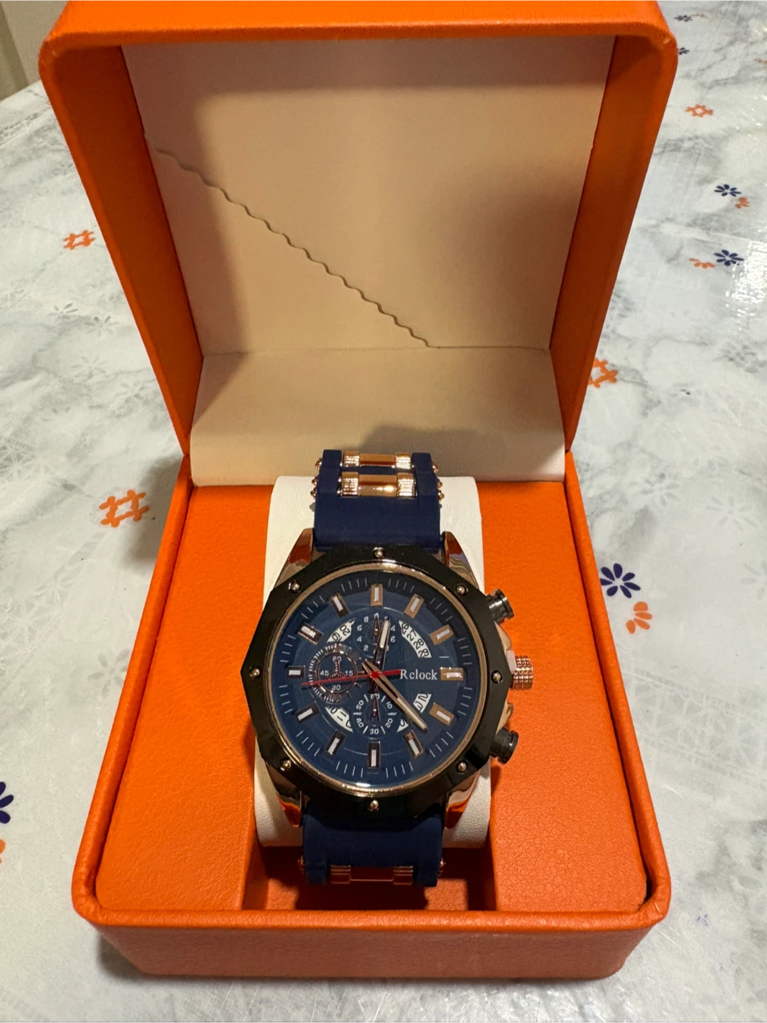 Men’s Watch – Blue/Gold Stylish Design – New, No box - photo 2
