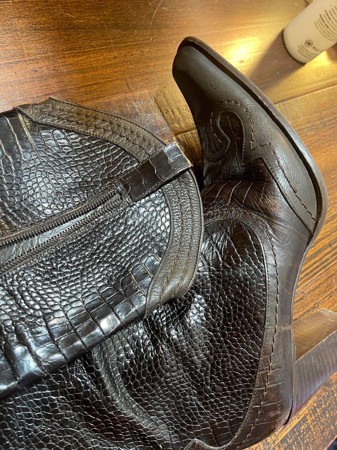Stuart Weitzman Croc Embos Leather Brown Made in Spain size 9.5 - photo 5
