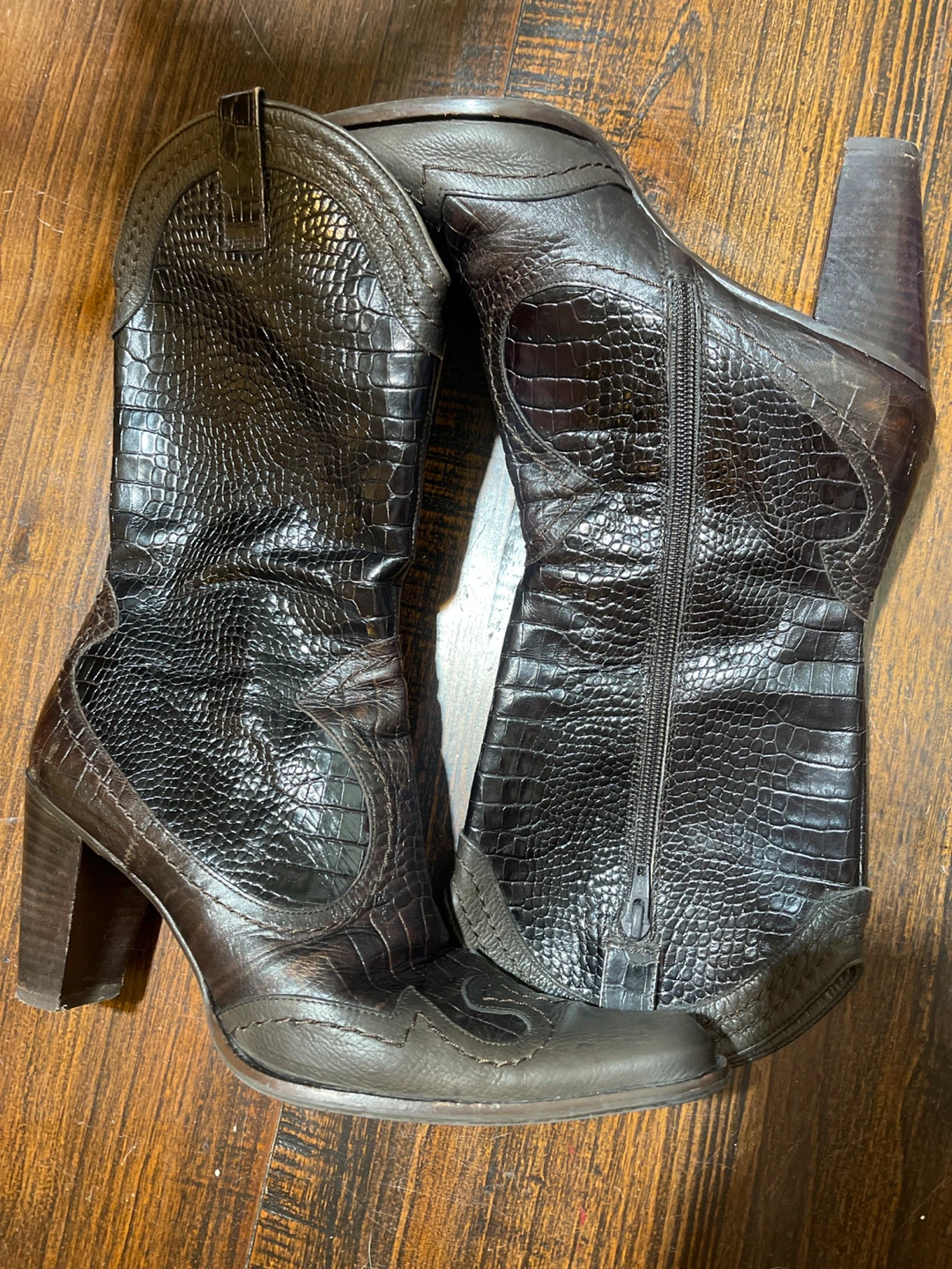 Stuart Weitzman Croc Embos Leather Brown Made in Spain size 9.5 - photo 3