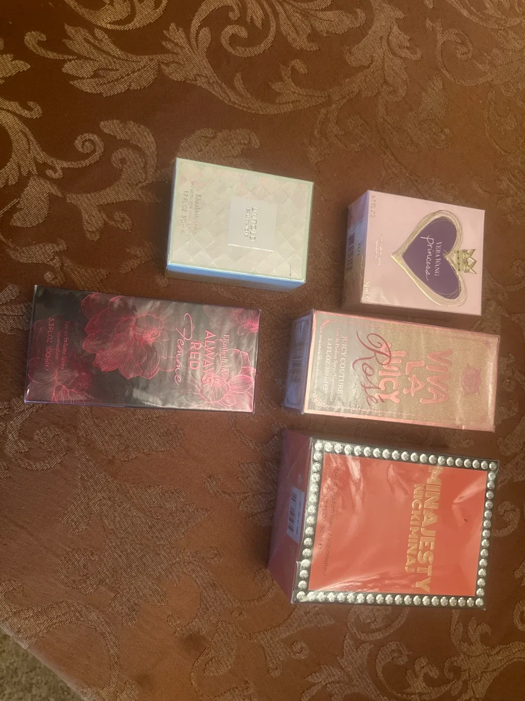 Mixed Perfume Lot: Elizabeth Arden, Juicy Couture & More