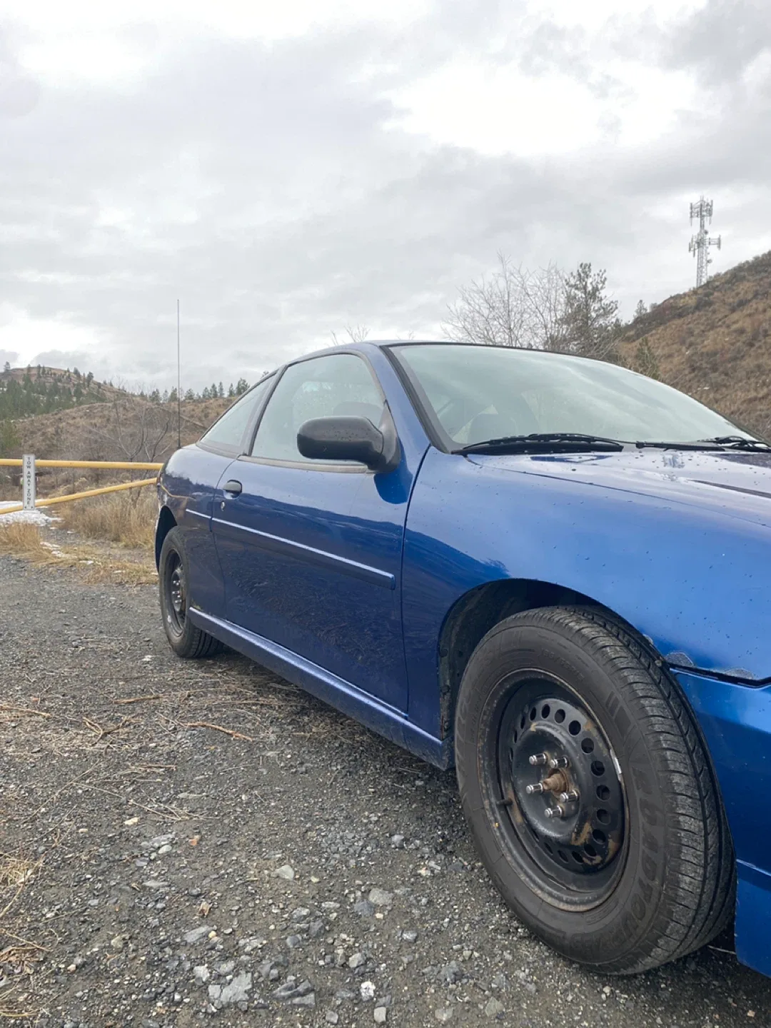 Chevrolet Cavalier Coupe - Blue image indicator(3)