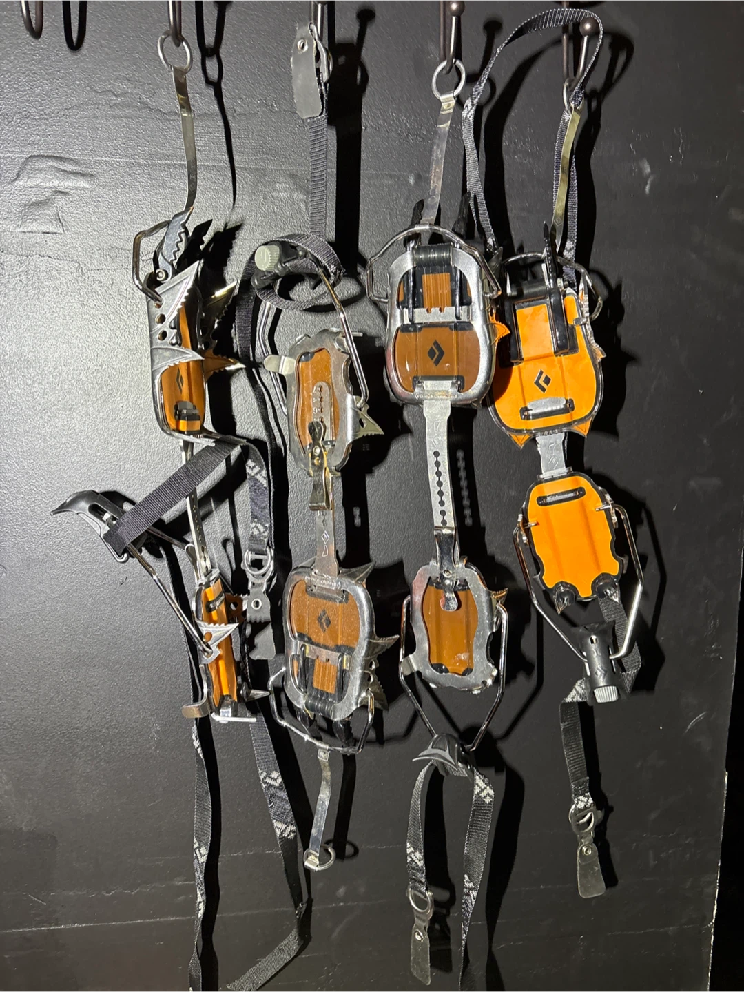 crampons