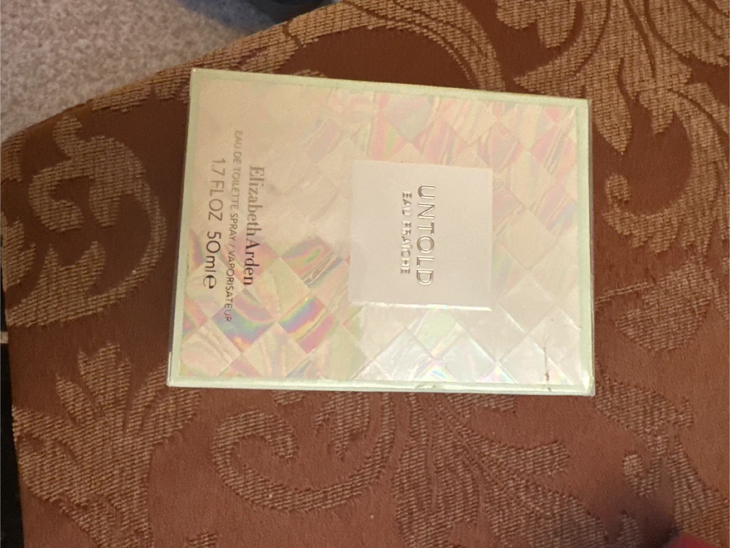 Mixed Perfume Lot: Elizabeth Arden, Juicy Couture & More image indicator(2)