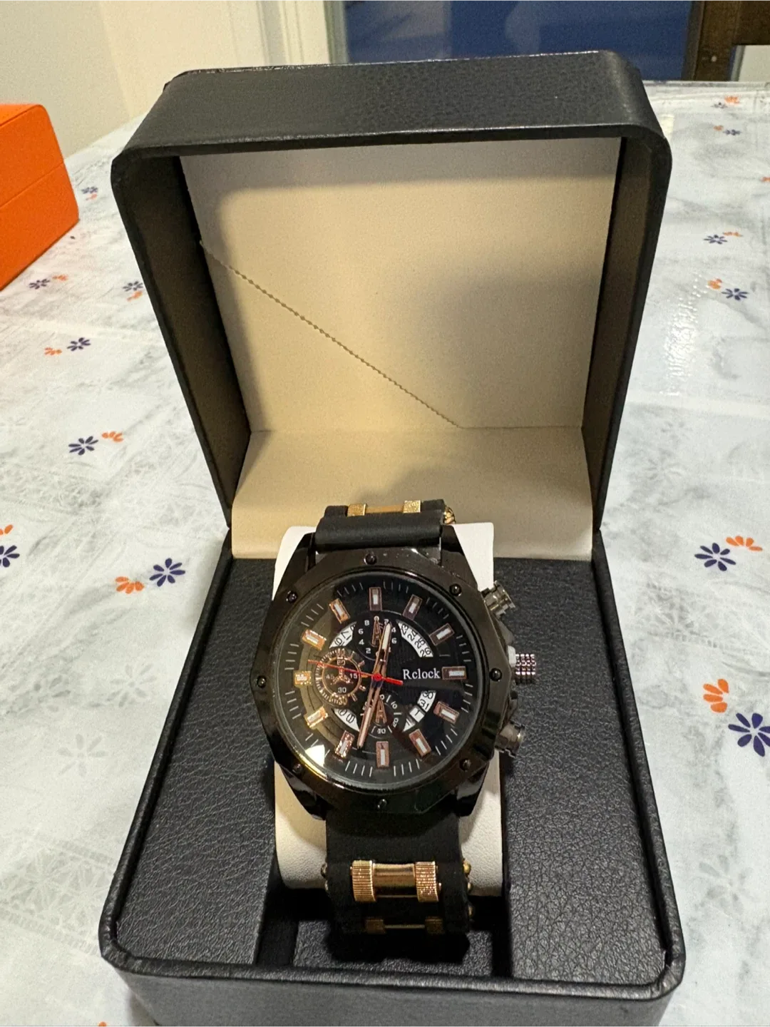 Relock Men’s Watch – Stylish & Durable – No box image indicator(2)