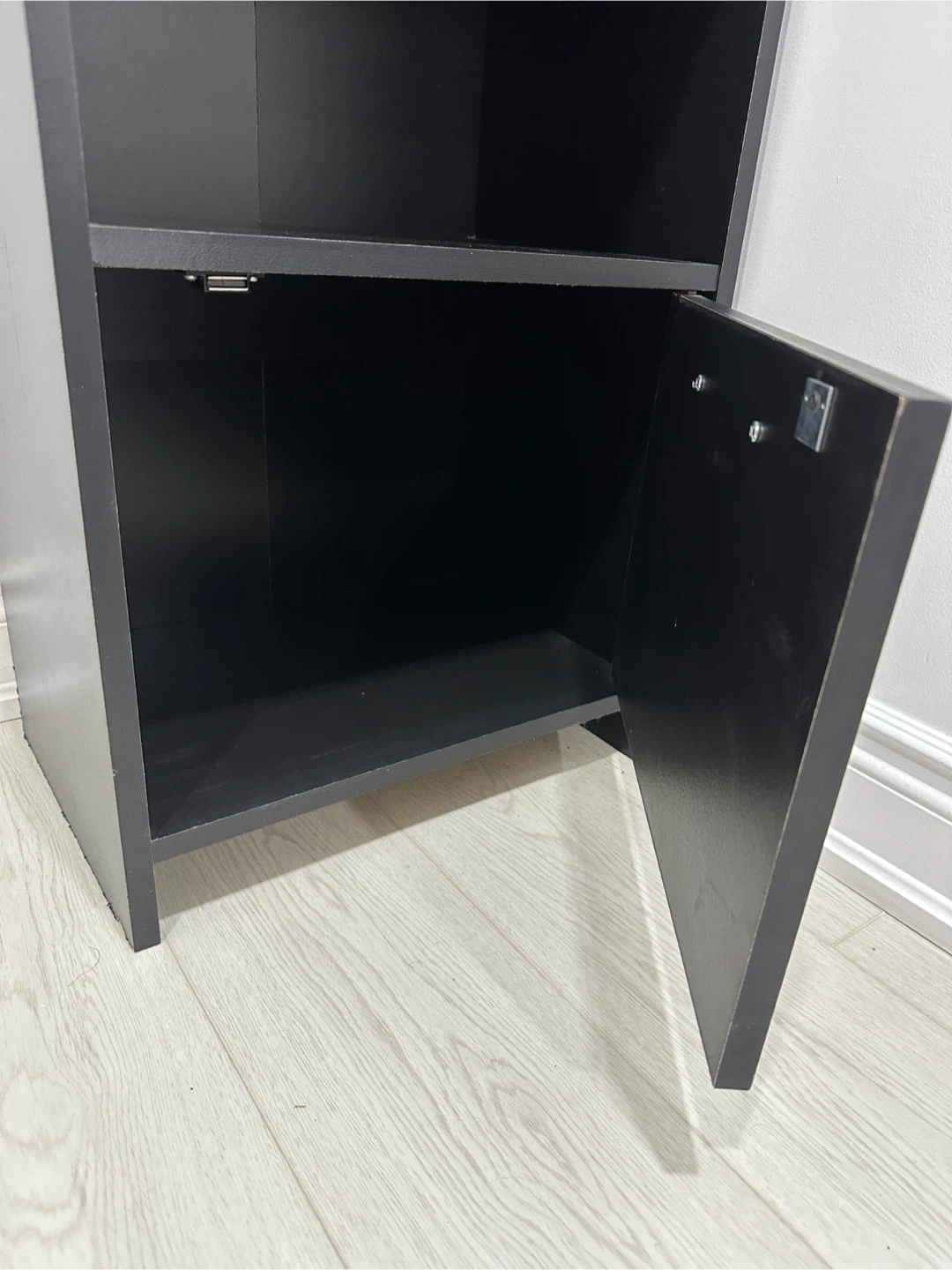 Ikea 4 shelve unit - photo 2