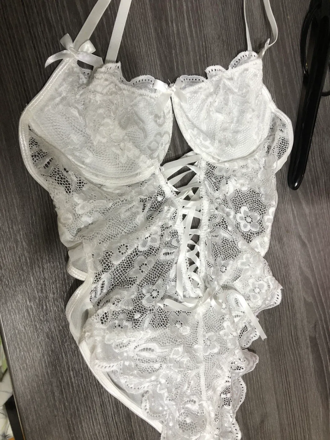 NEW-White Lace Lingerie  Size M image indicator(2)