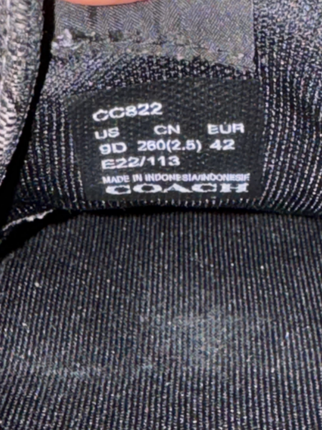 Coach Sneakers - Size 9 - photo 3