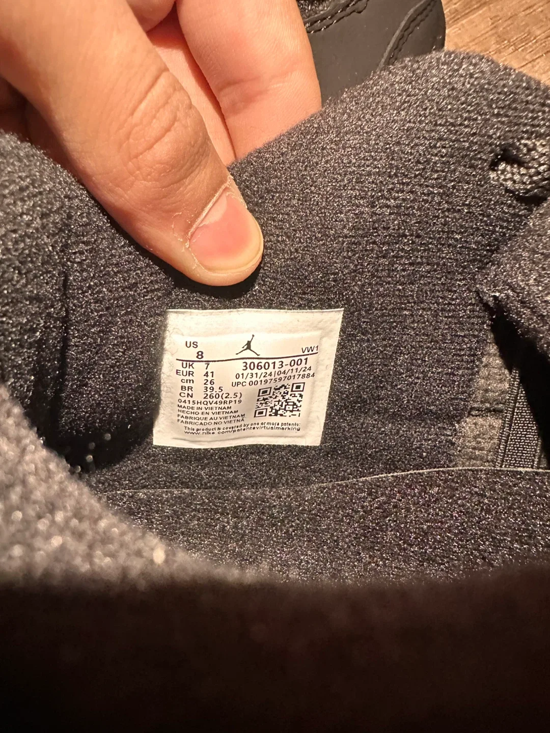 Jordan 4 Retro Black Cat.  (NO BOX) image indicator(7)