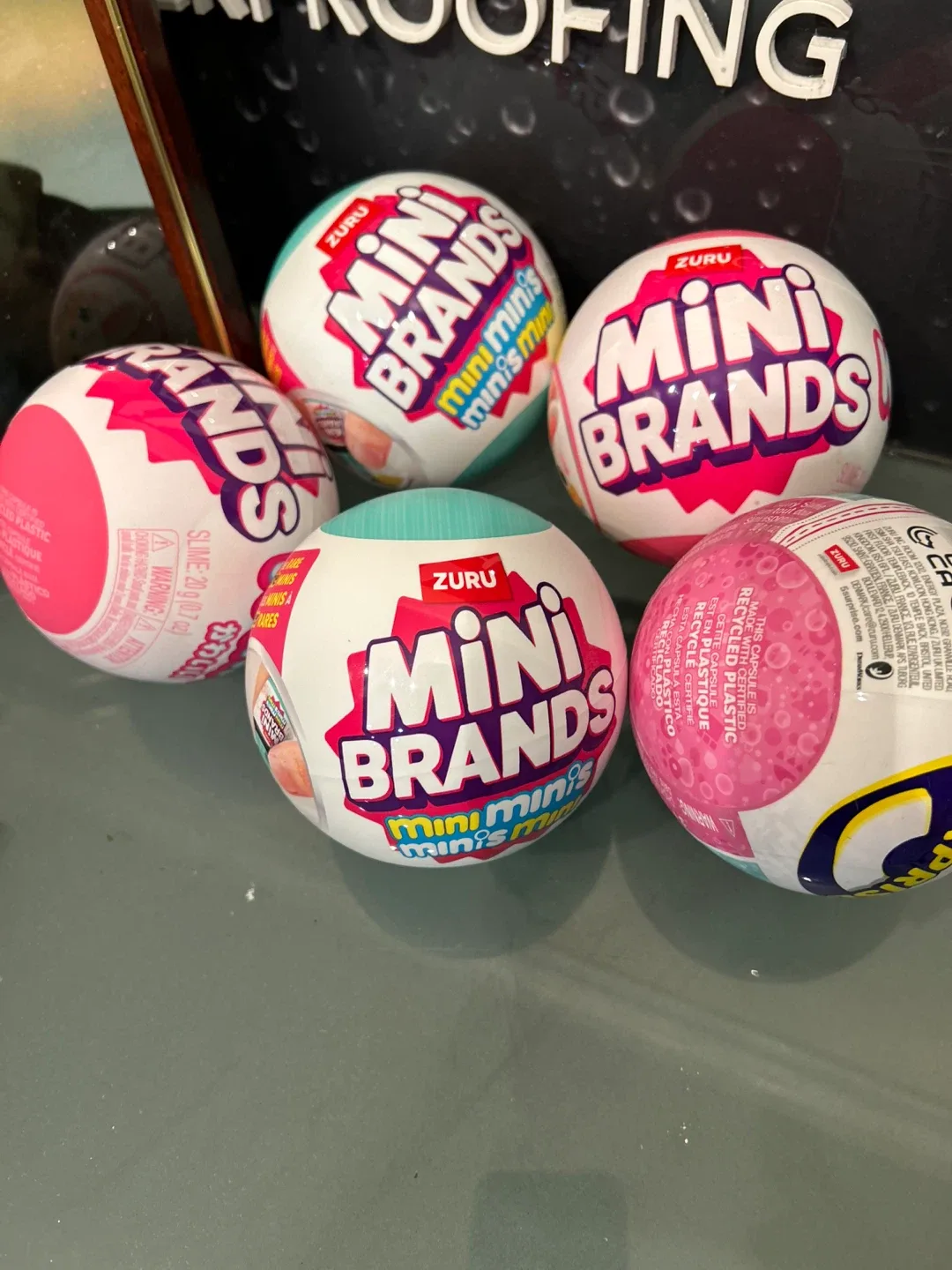 ZURU Mini Brands - 5 Surprise Balls