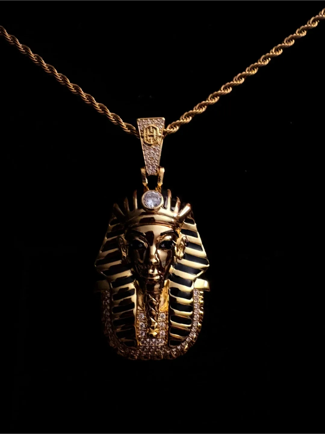 HELLO ICE 18K Gold Pharaoh Pendant Necklace
