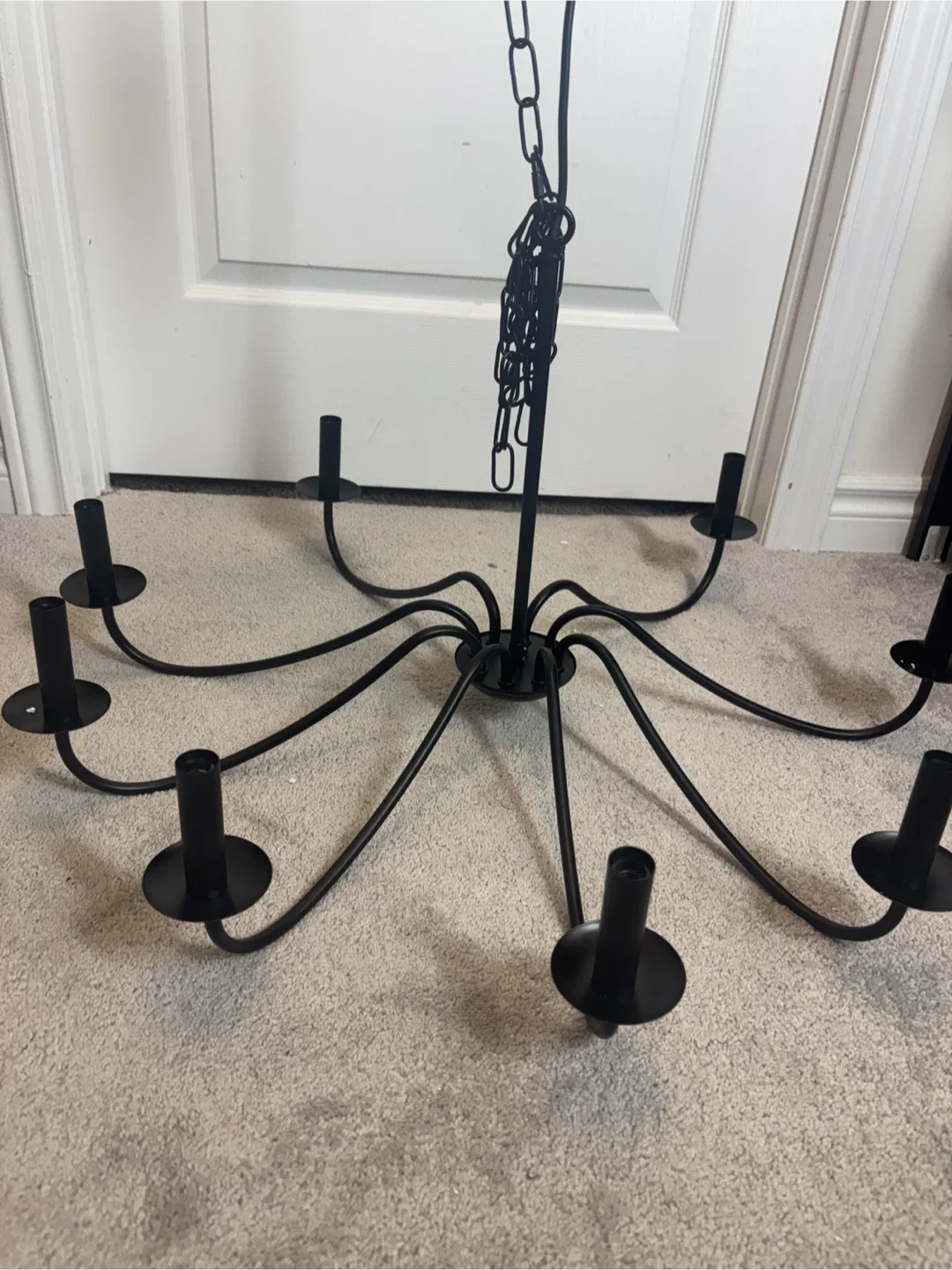 Aretzy 8-Light Farmhouse Chandelier image indicator(4)