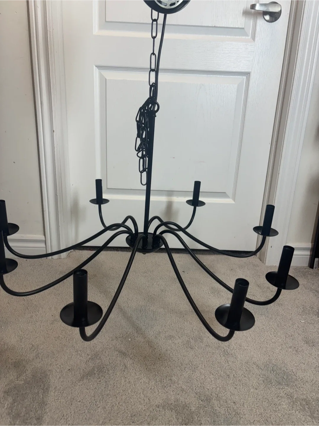 Aretzy 8-Light Farmhouse Chandelier image indicator(7)