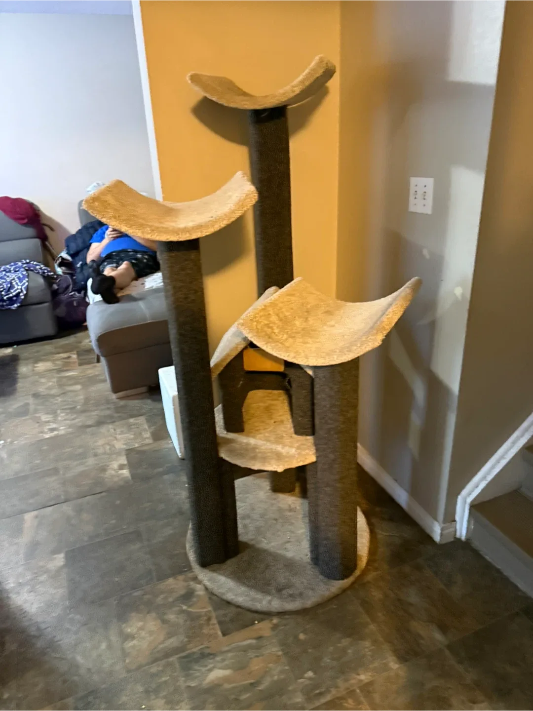 Cat Tree with Scratching Posts image indicator(3)