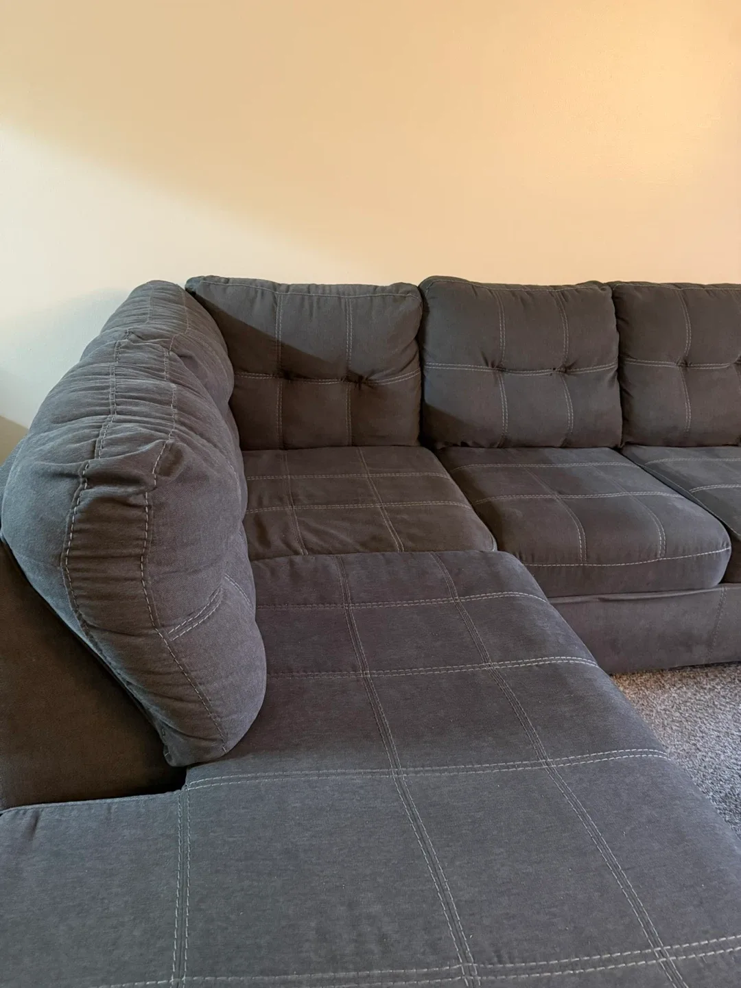 Grey Sectional Sofa with Chaise Lounge image indicator(2)