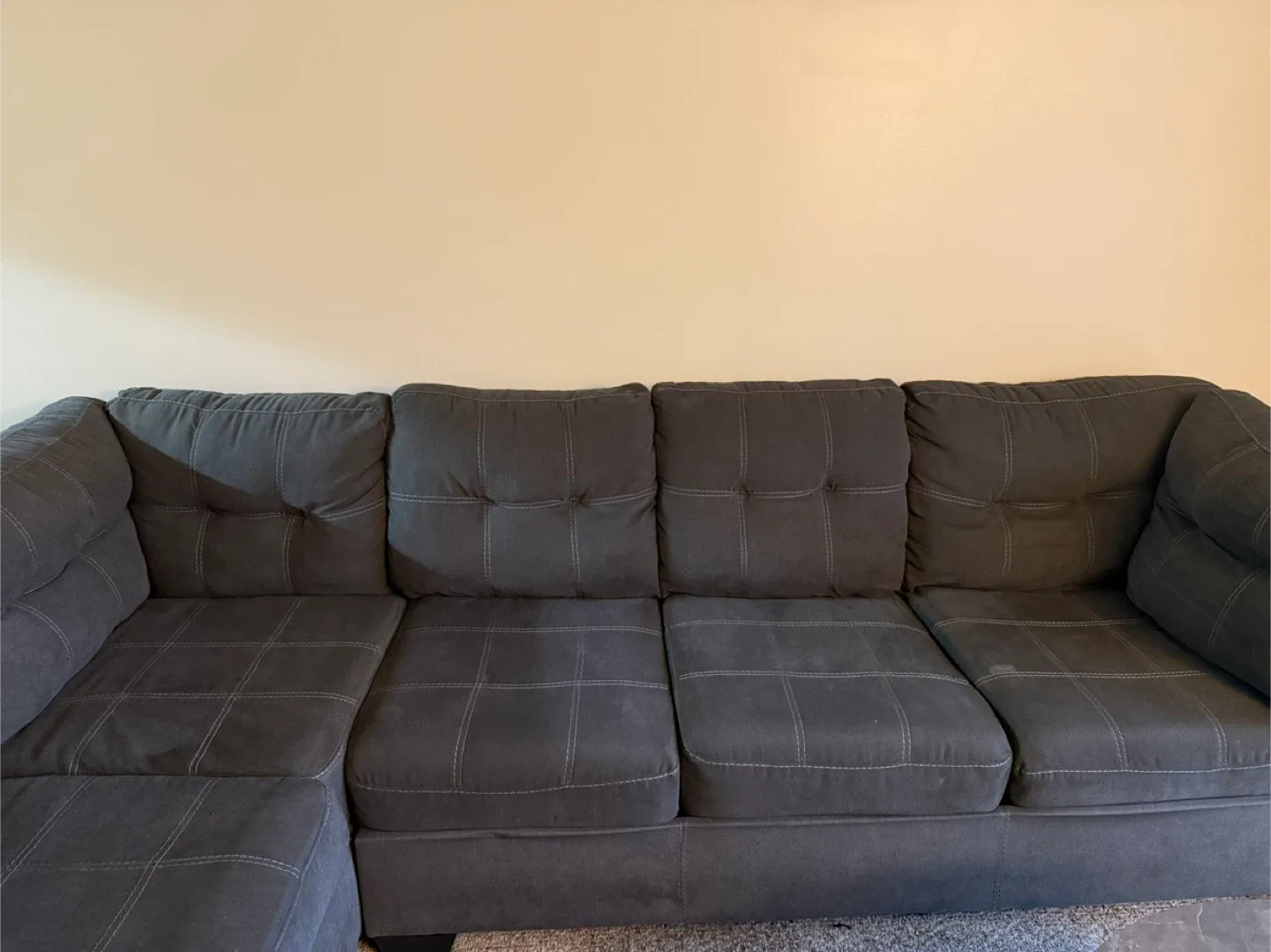 Grey Sectional Sofa with Chaise Lounge image indicator(4)