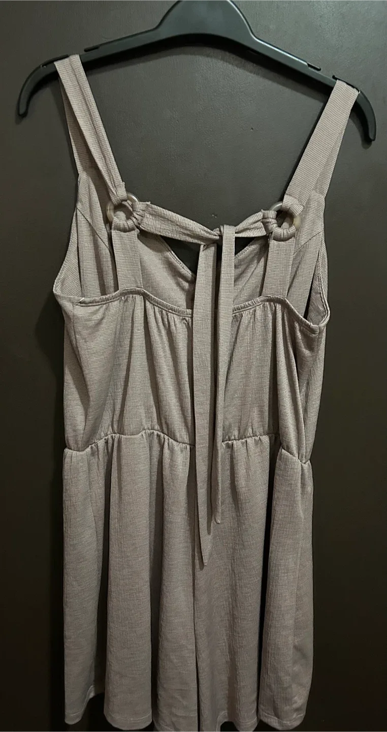 Romper - Size Large image indicator(2)