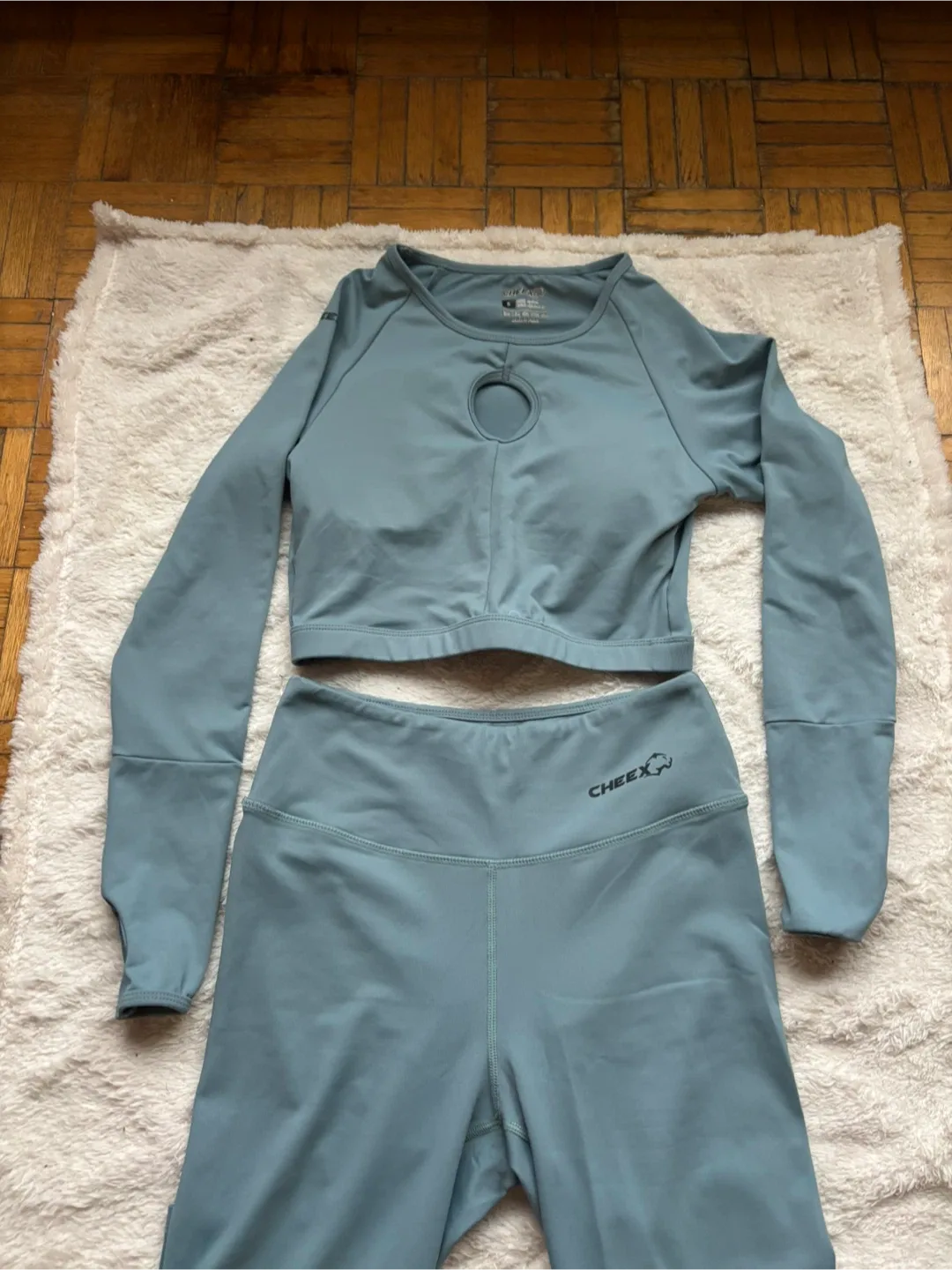 Cheex Activewear Set - Size S x2 Sets available