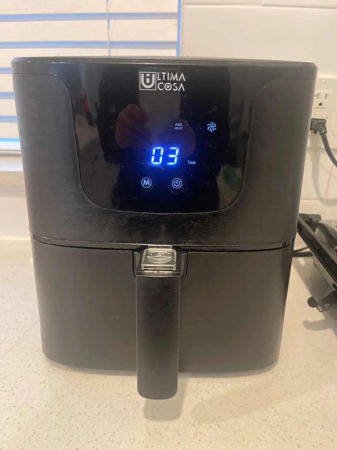 Ultima Cosa Air Fryer image indicator(2)