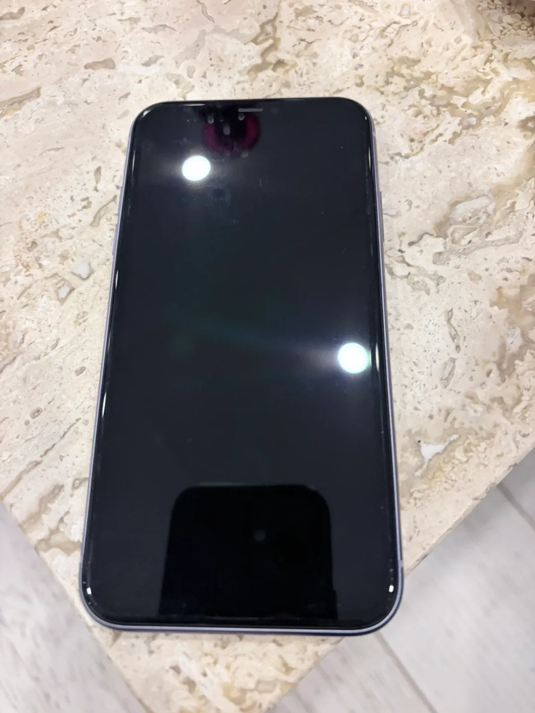 Apple iPhone 11 - Purple