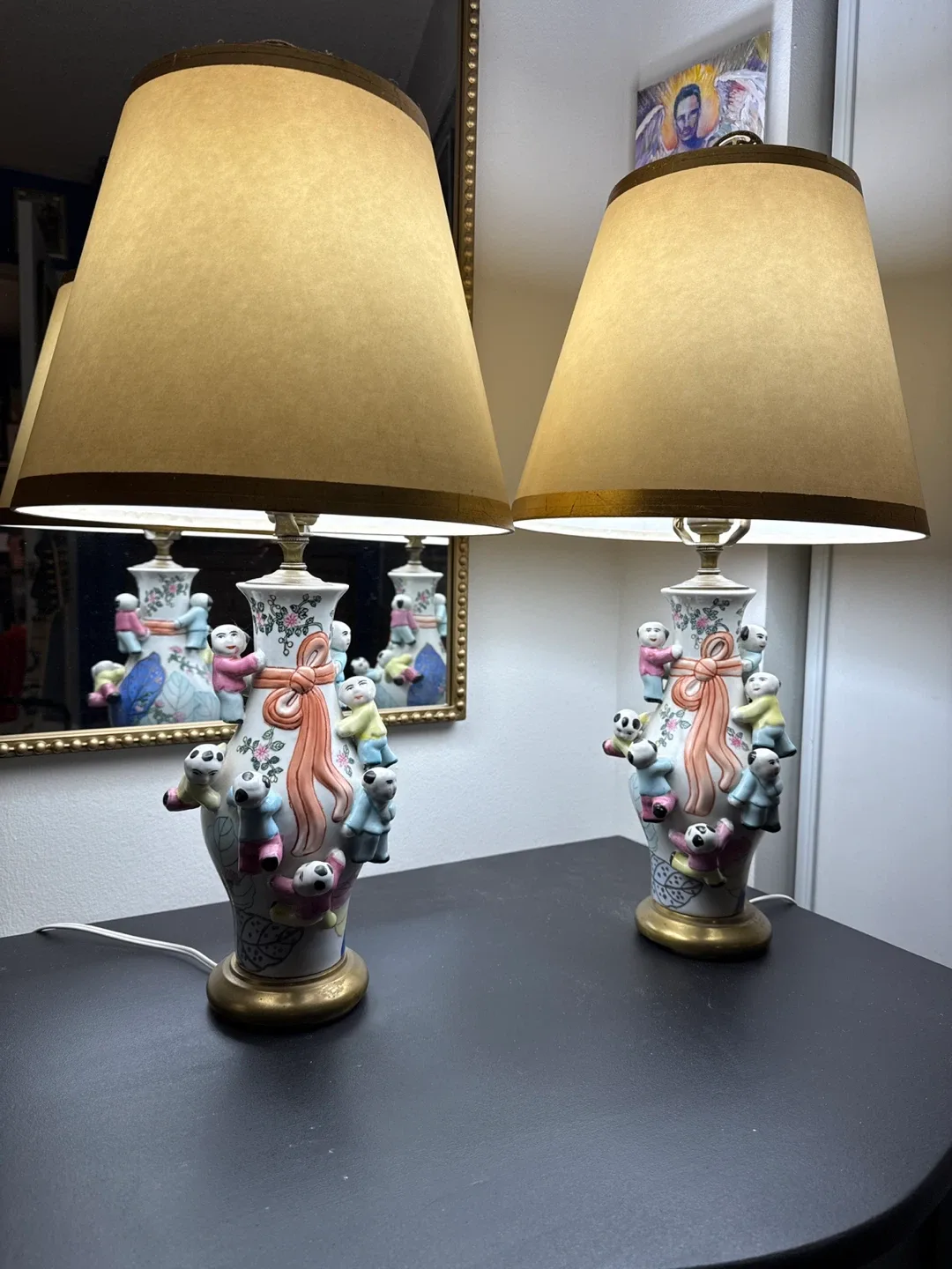 Set of 2 Vintage Asian Style Table Lamps