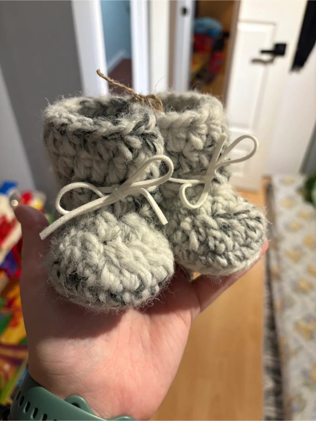 Handmade Grey & White Baby Booties - New image indicator(5)