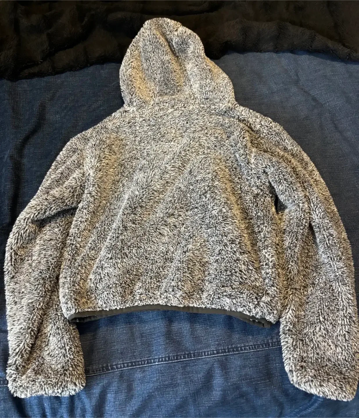 Bluenotes Grey Fuzzy Hoodie - Size XS image indicator(3)