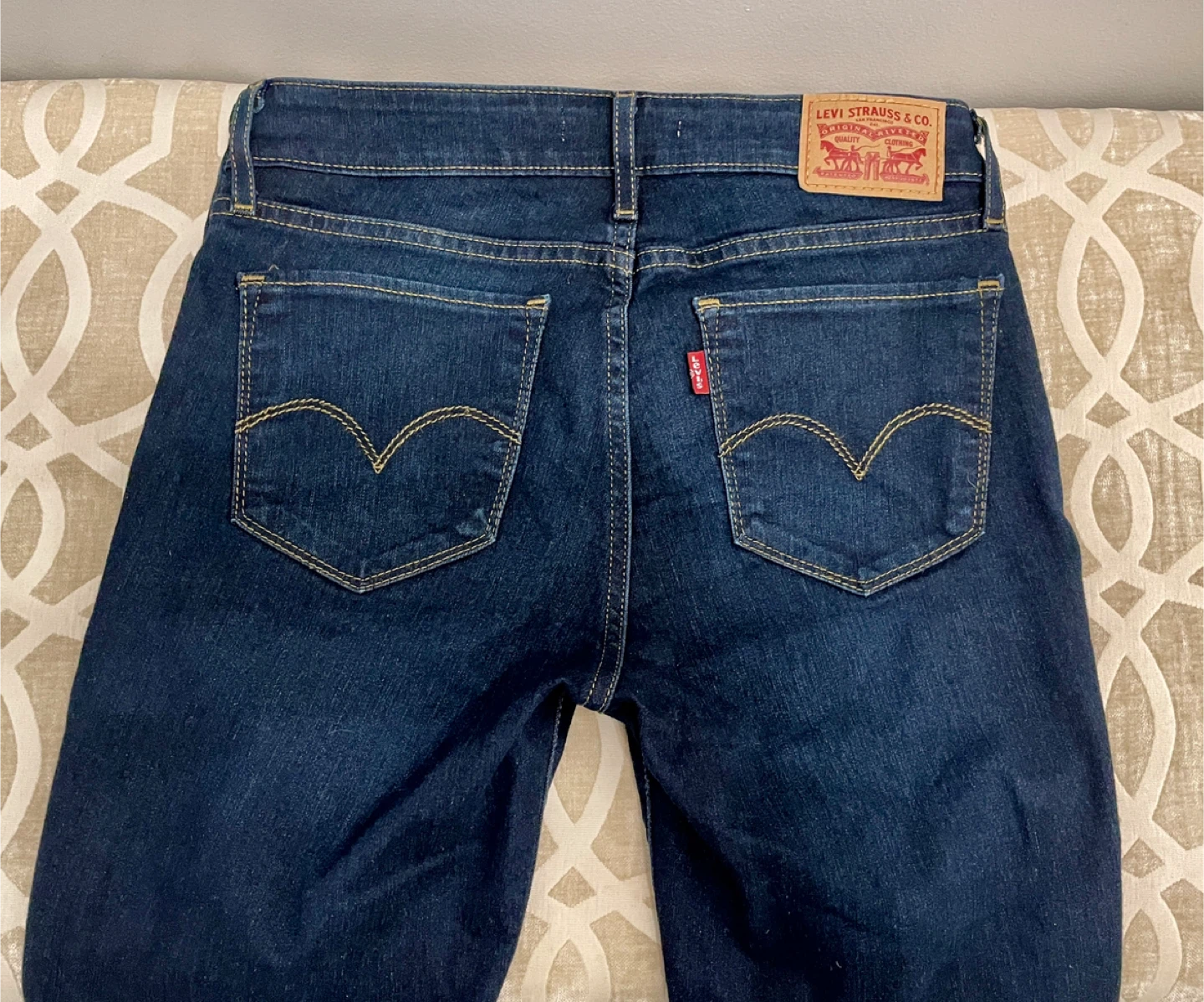 LEVI’s Skinny Jeans - NEW - 711 Size 25 - photo 2