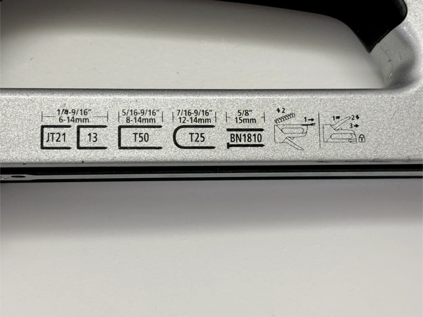 Heavy Duty Stapler , Staple gun Mastercraft 6-in-1 image indicator(2)