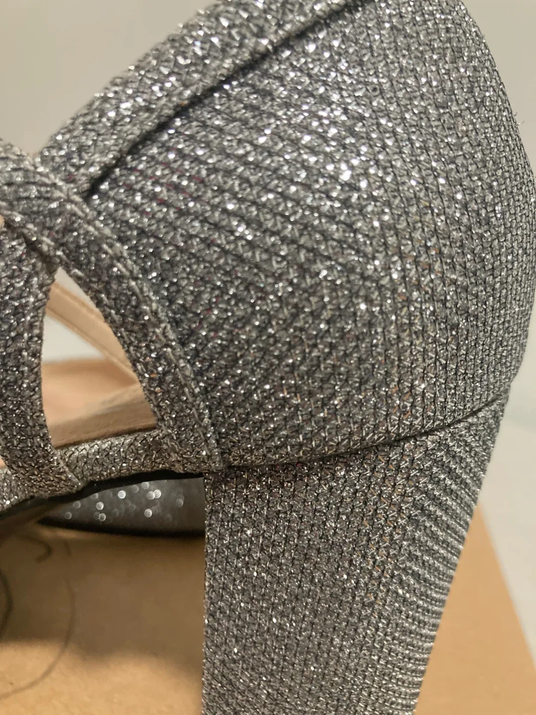 Le Chateau Silver Mary Jane Pumps image indicator(4)