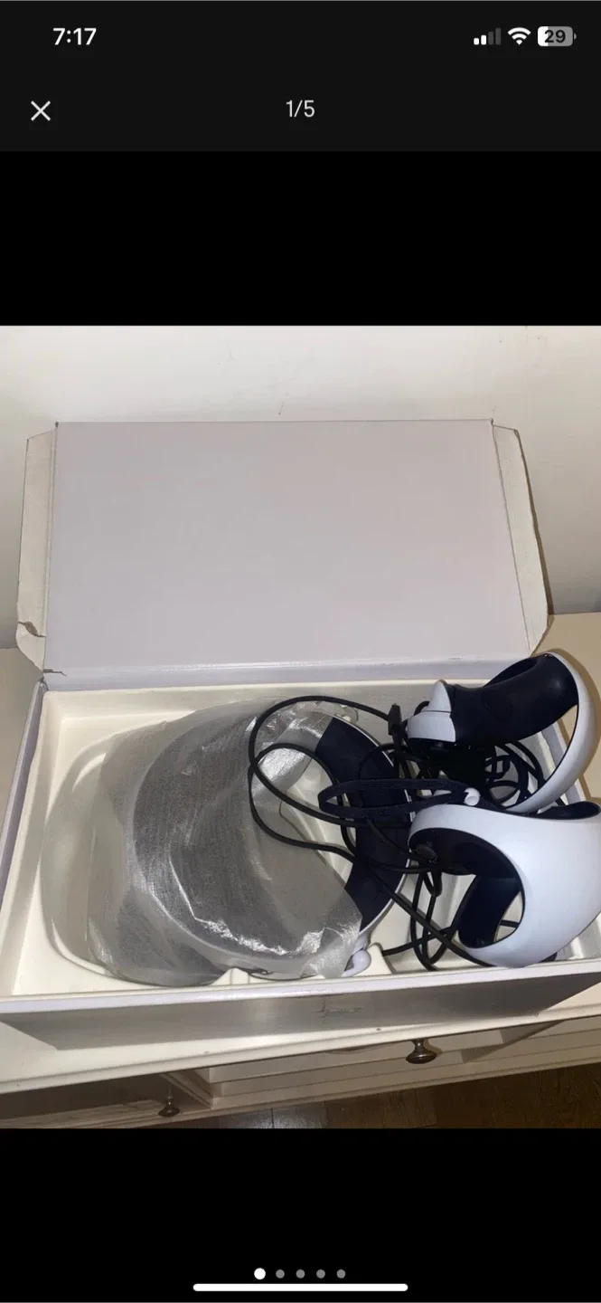 PlayStation VR Headset with Box