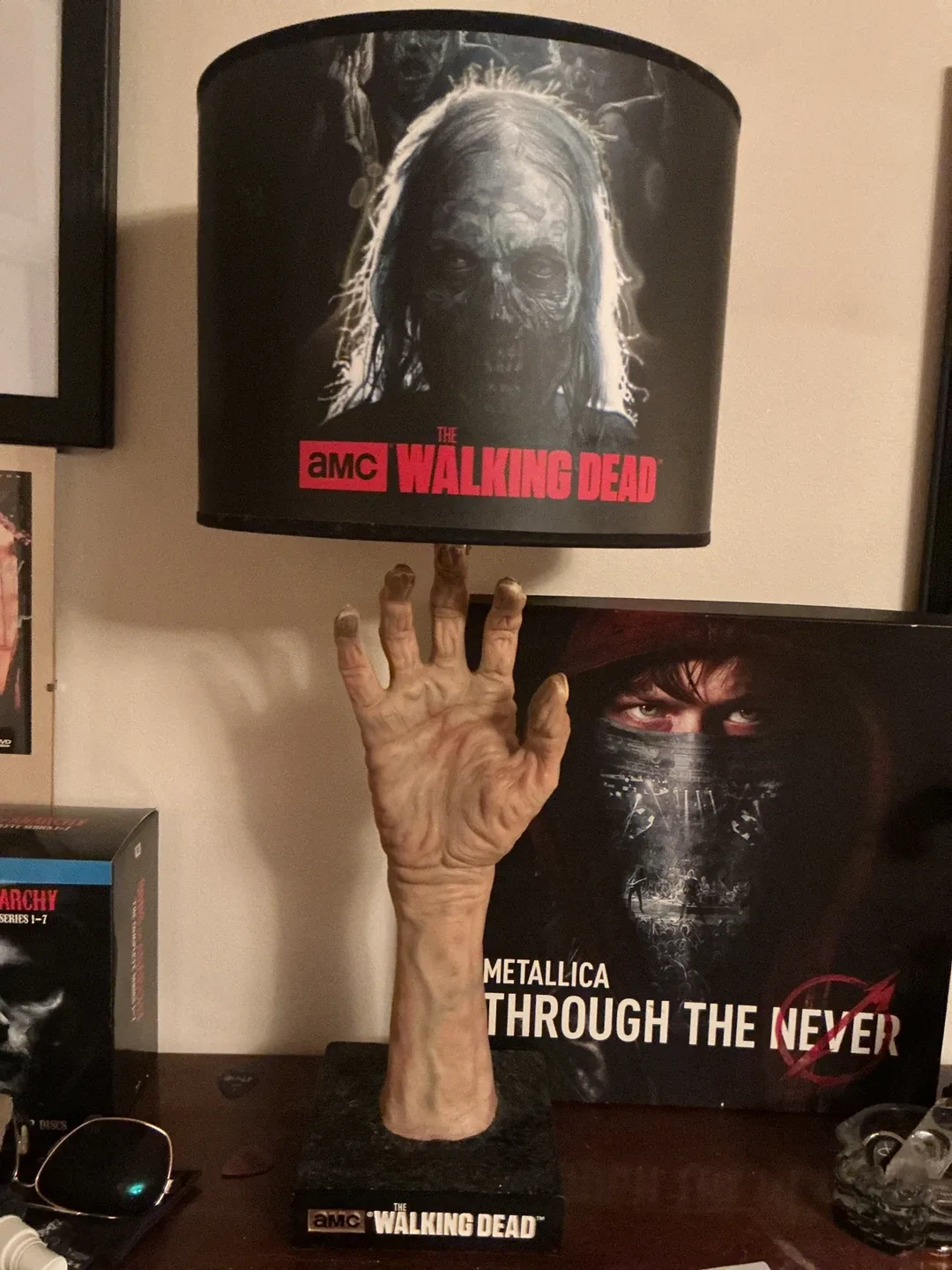 The Walking Dead Lamp