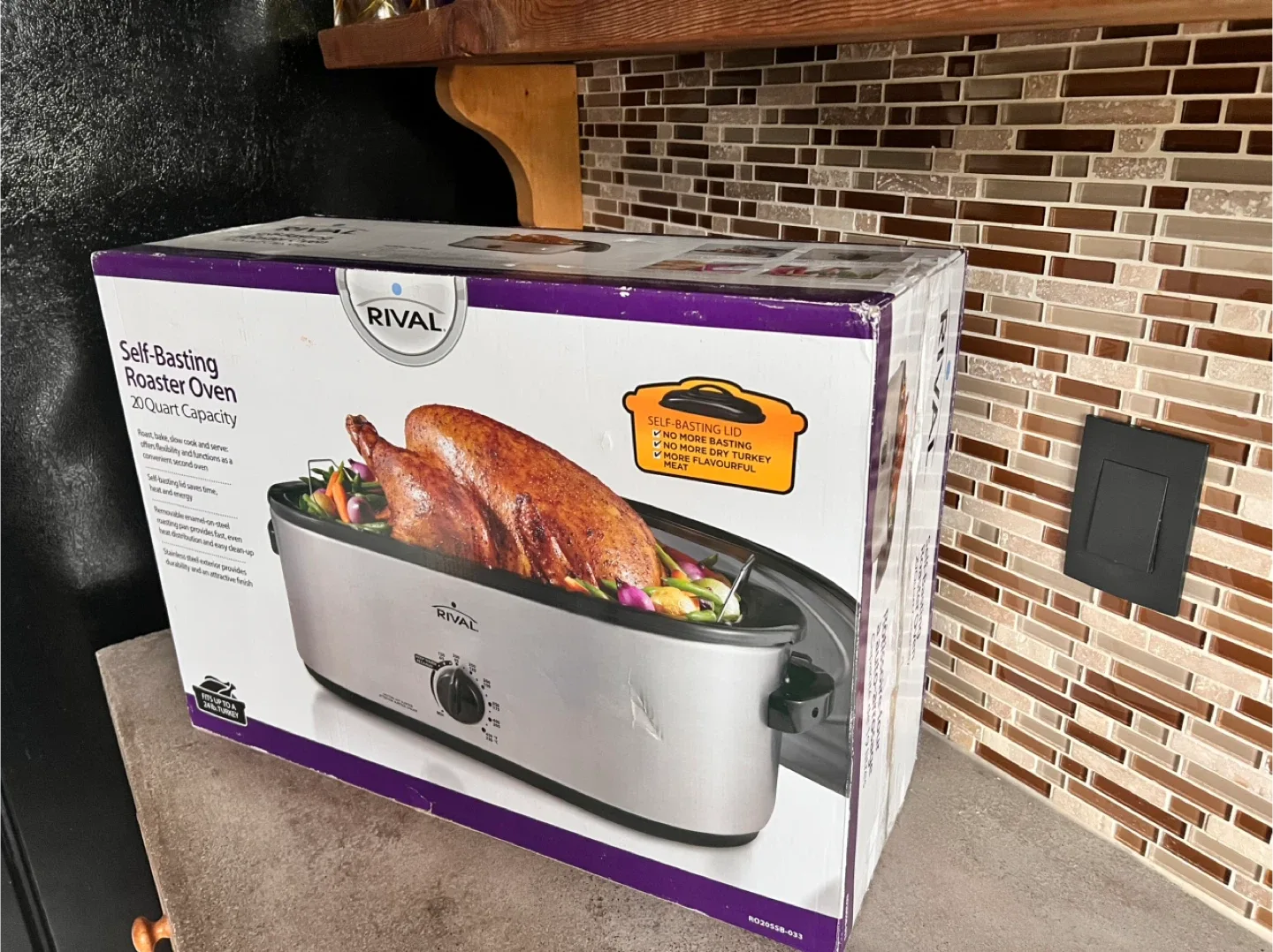 New in Box RIVAL Self Basting Roaster Oven image indicator(2)
