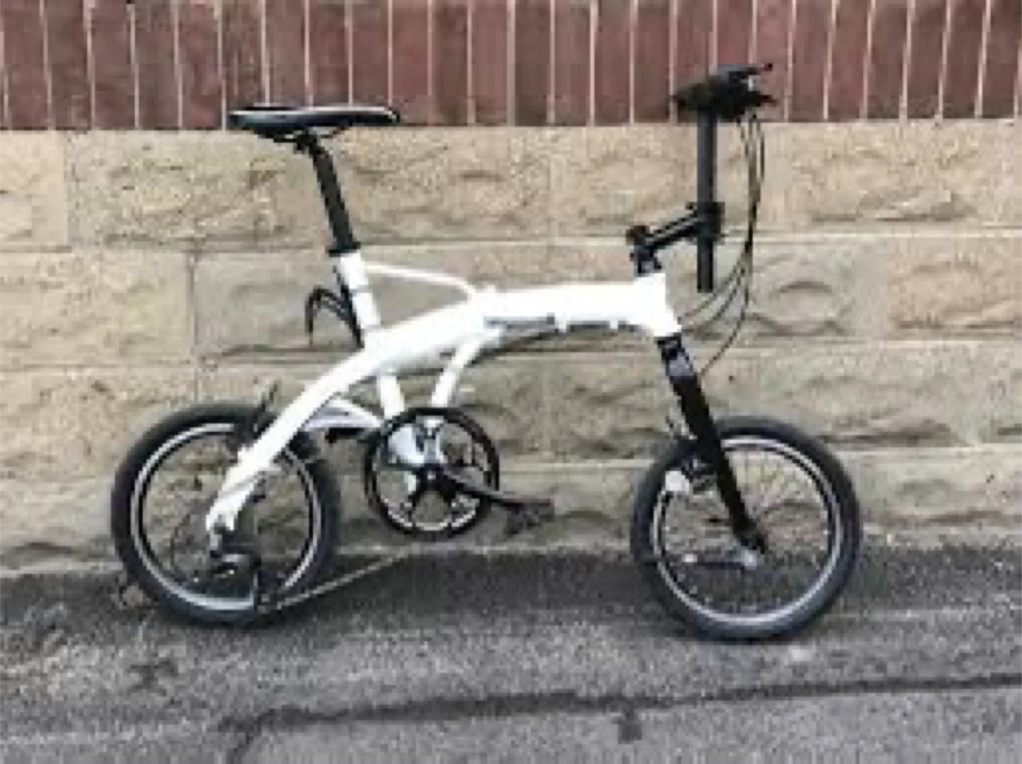 2 e-bikes :Revelo and  Daymax Folding Bikes for $250 both image indicator(2)