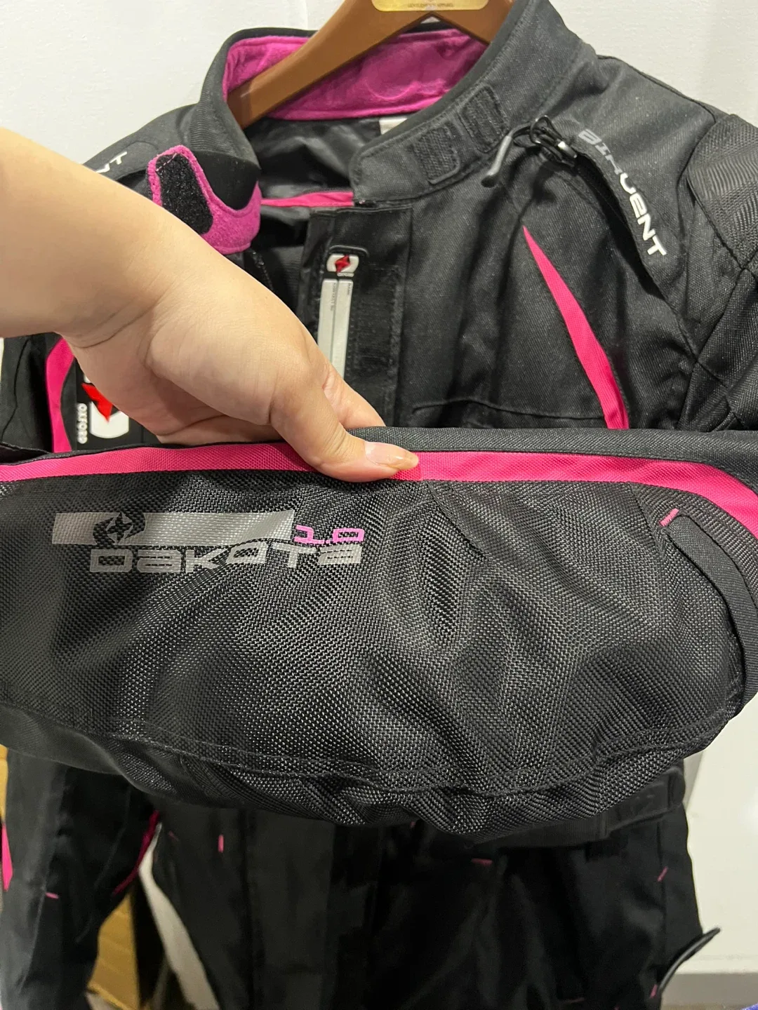 Oxford Airvent Dakota Motorcycle Jacket and pants image indicator(6)