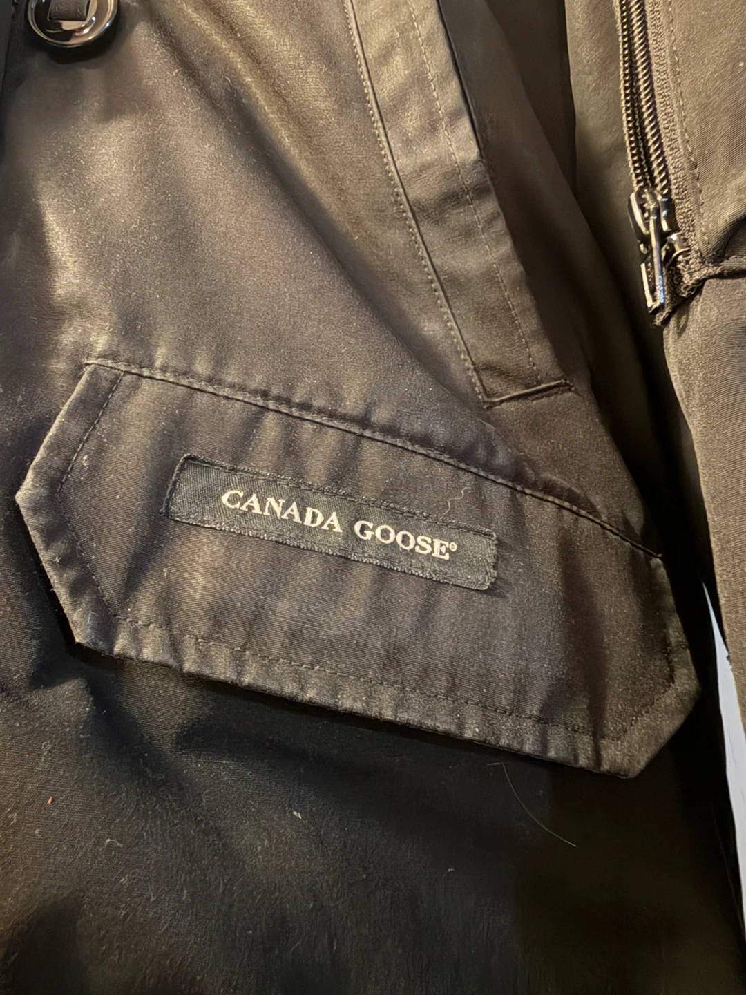 Canada Goose Bomber Jacket - Size M/M - photo 2