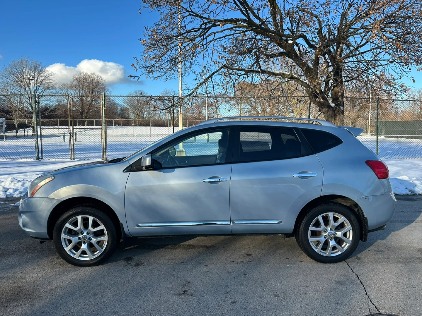 2012 Nissan Rogue SUV AWD 83k