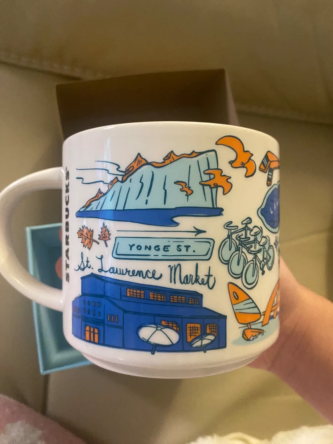 Starbucks limited edition Toronto mug image indicator(3)