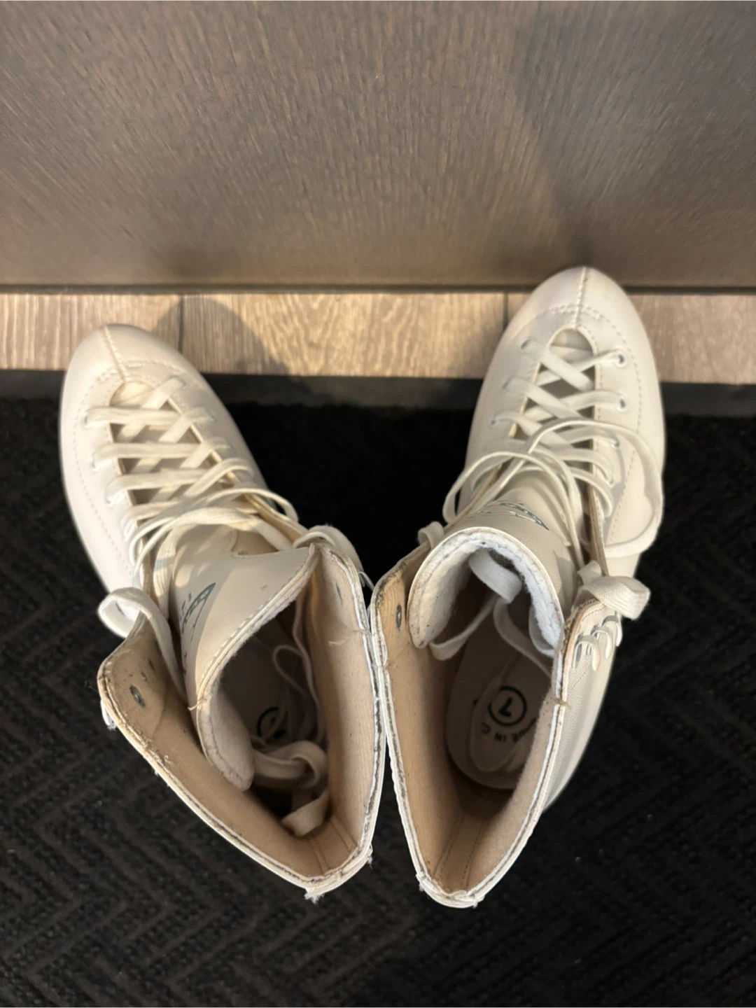 Glacier White Skates - Size 7 Women’s - photo 3